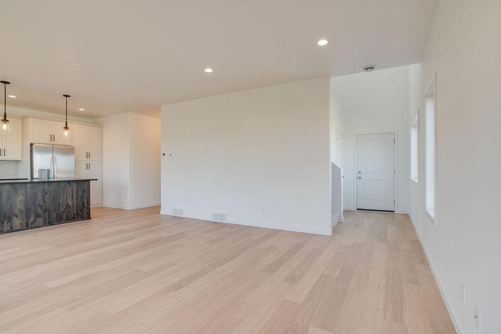 2025 single family home for sale at 2304 37 Avenue S in Moorhead, MN — 3 bed, 3 bath (photo 3 of 23)