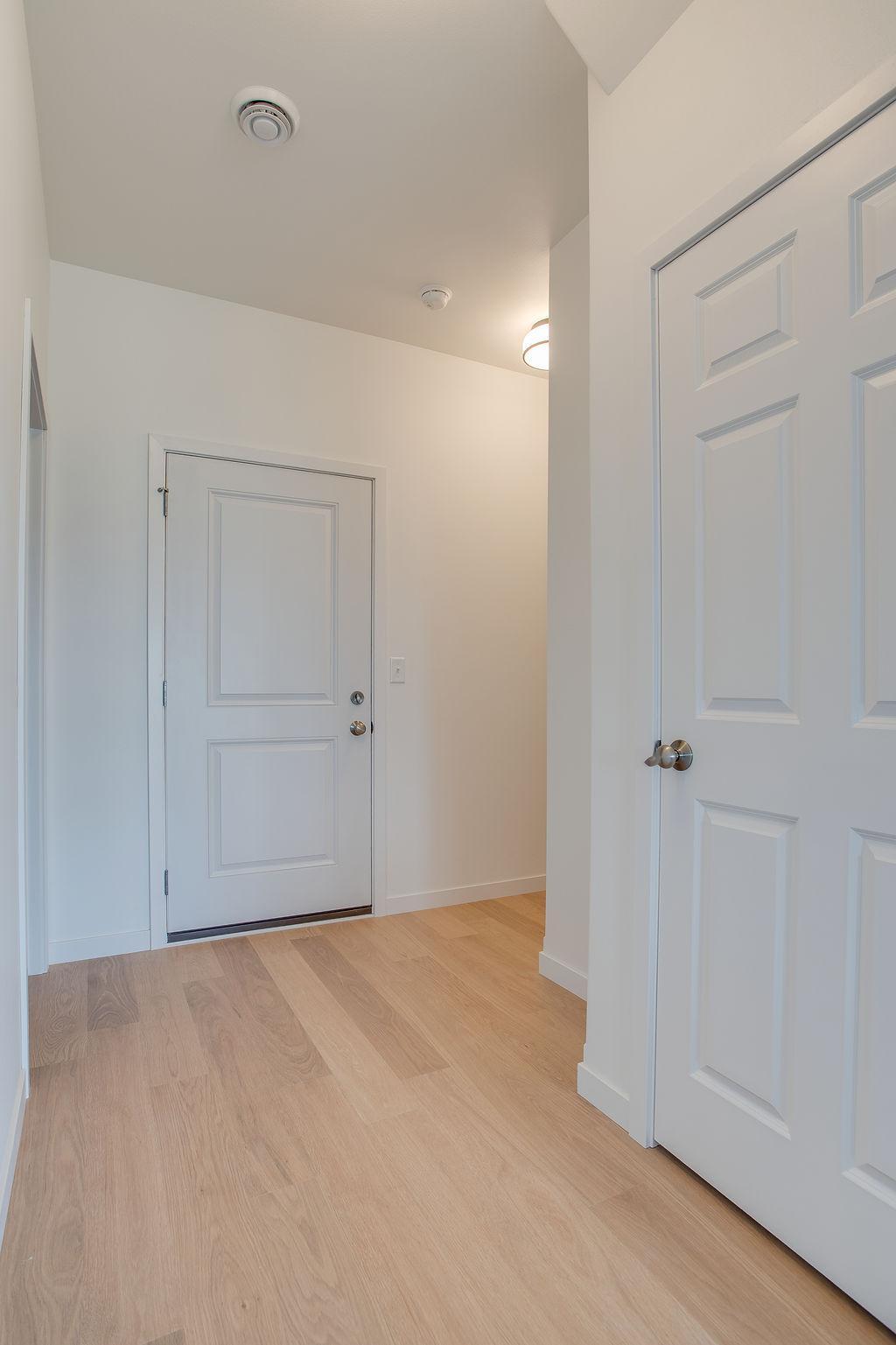 2025 single family home for sale at 2304 37 Avenue S in Moorhead, MN — 3 bed, 3 bath (photo 10 of 23)