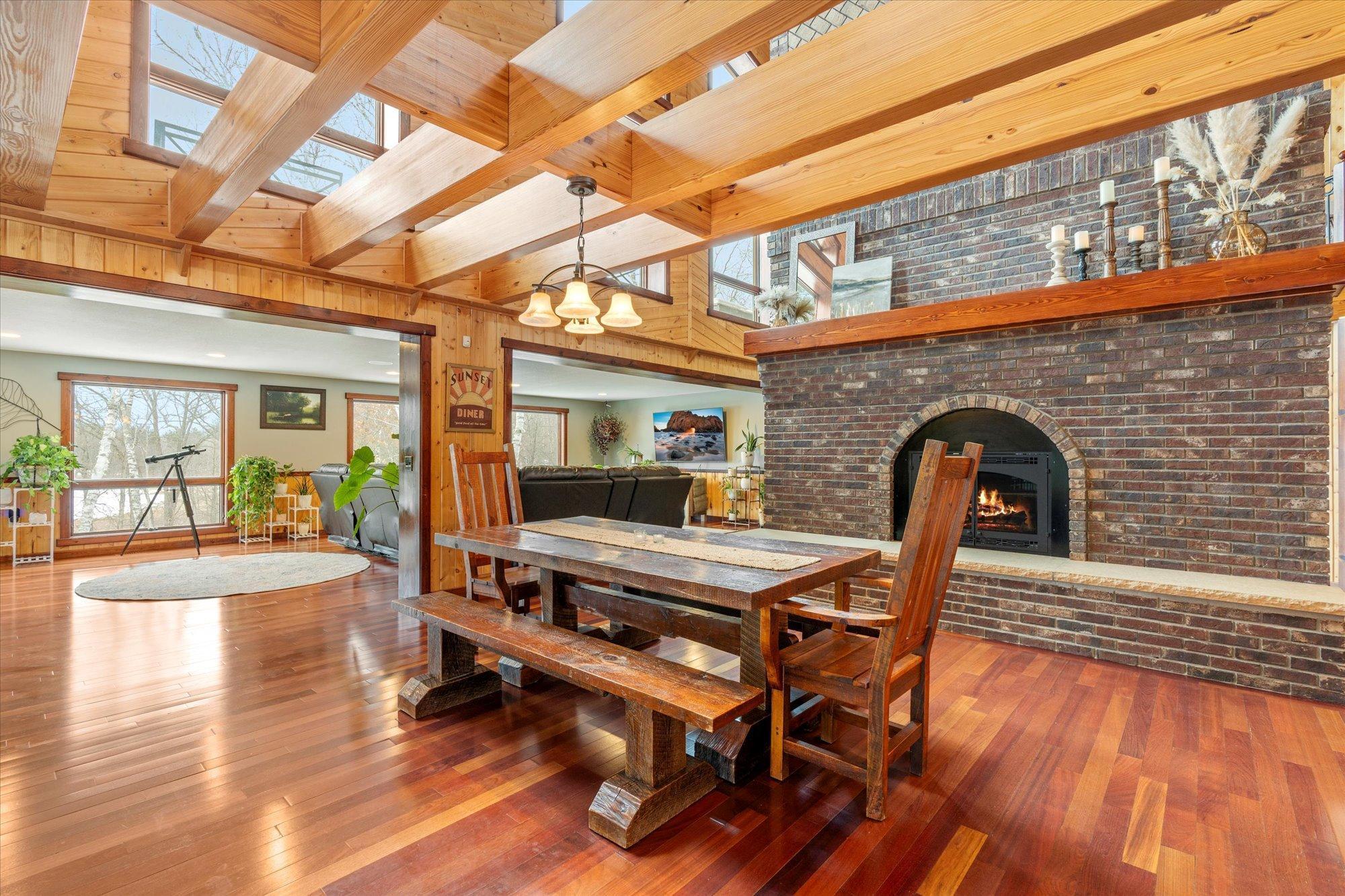 2002 single family home for sale at 10422 Ossawinnamakee Road in Pequot Lakes, MN — 3 bed, 5 bath (photo 12 of 66)