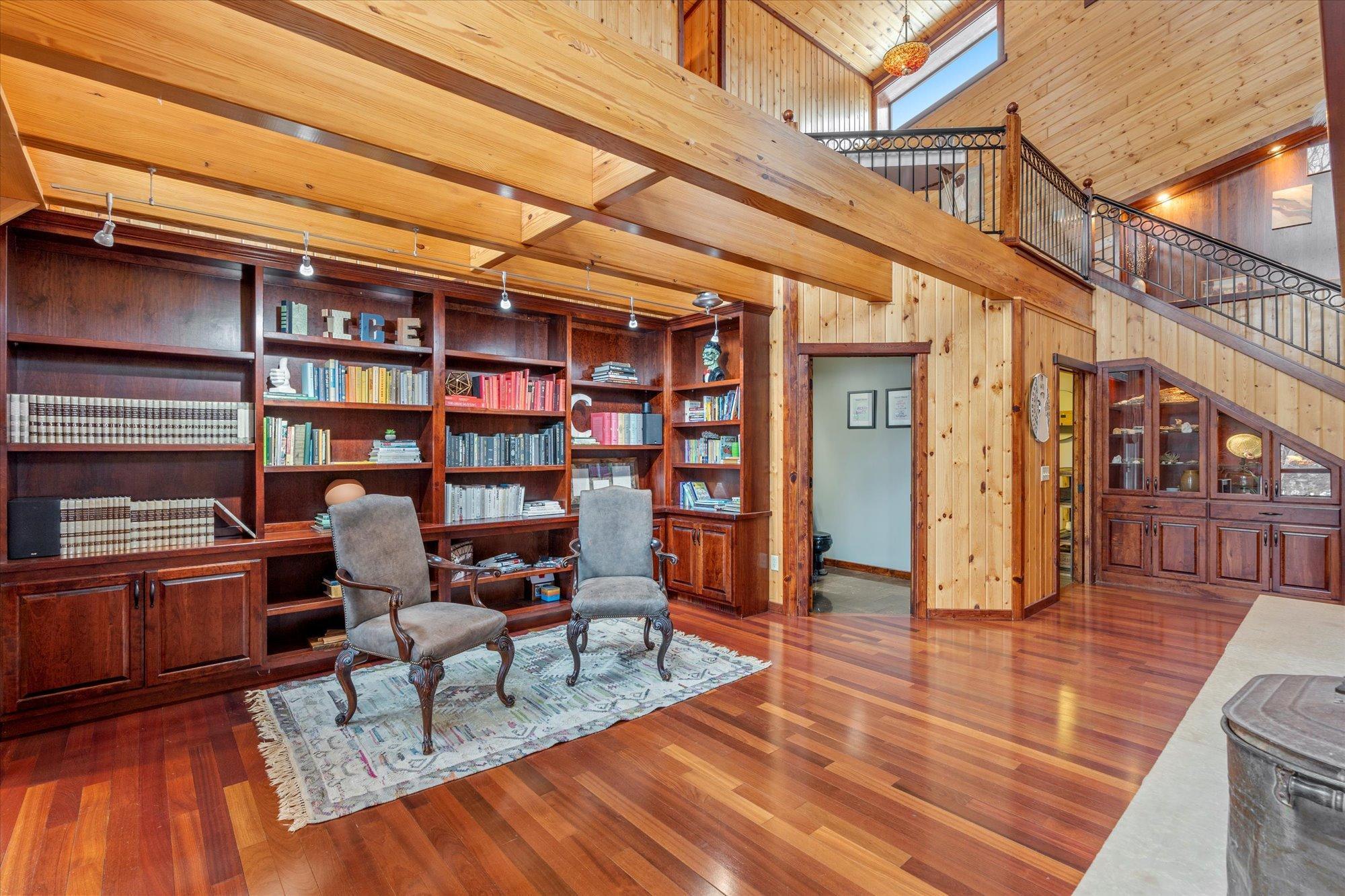 2002 single family home for sale at 10422 Ossawinnamakee Road in Pequot Lakes, MN — 3 bed, 5 bath (photo 20 of 66)