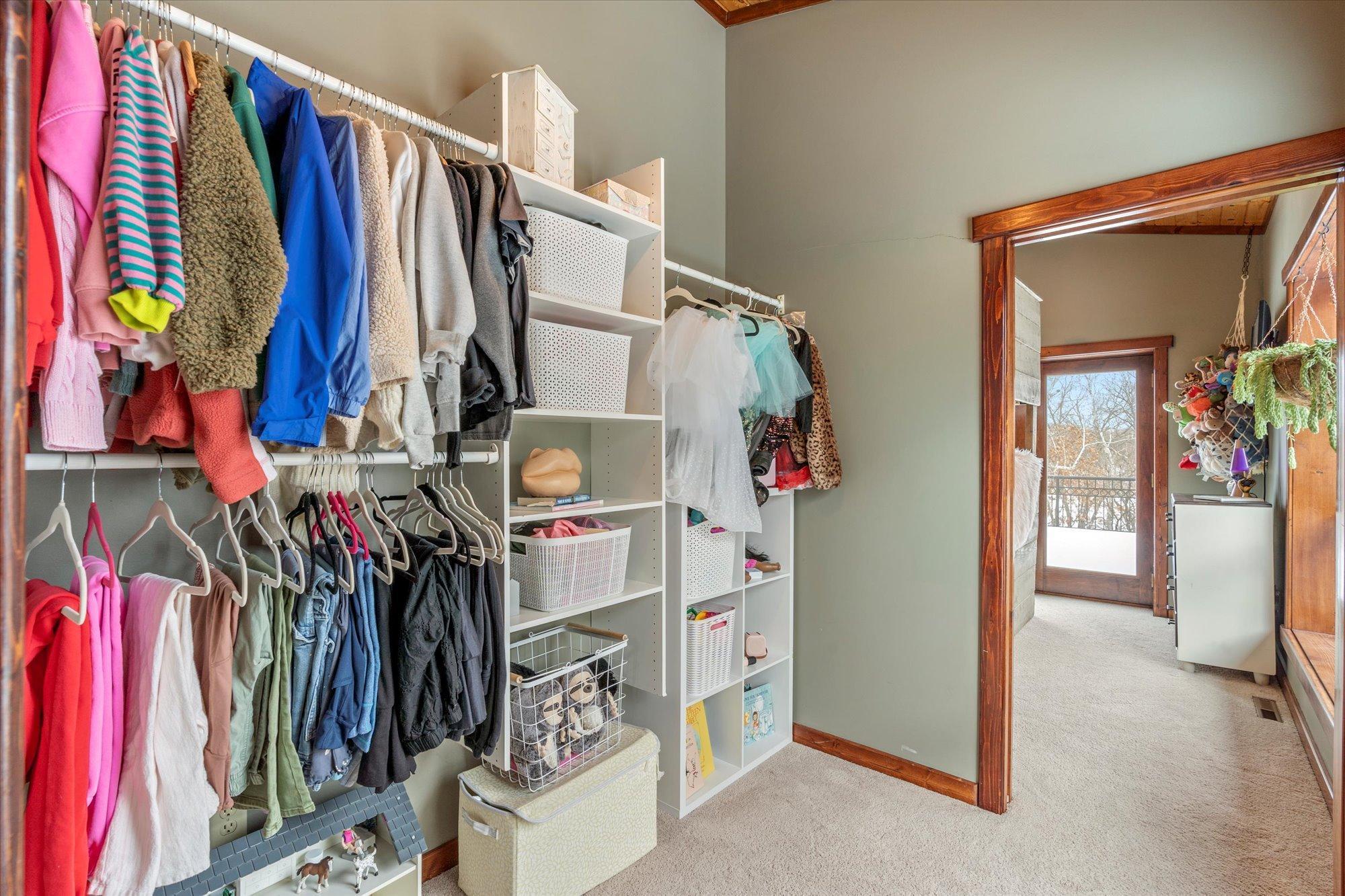 2002 single family home for sale at 10422 Ossawinnamakee Road in Pequot Lakes, MN — 3 bed, 5 bath (photo 40 of 66)