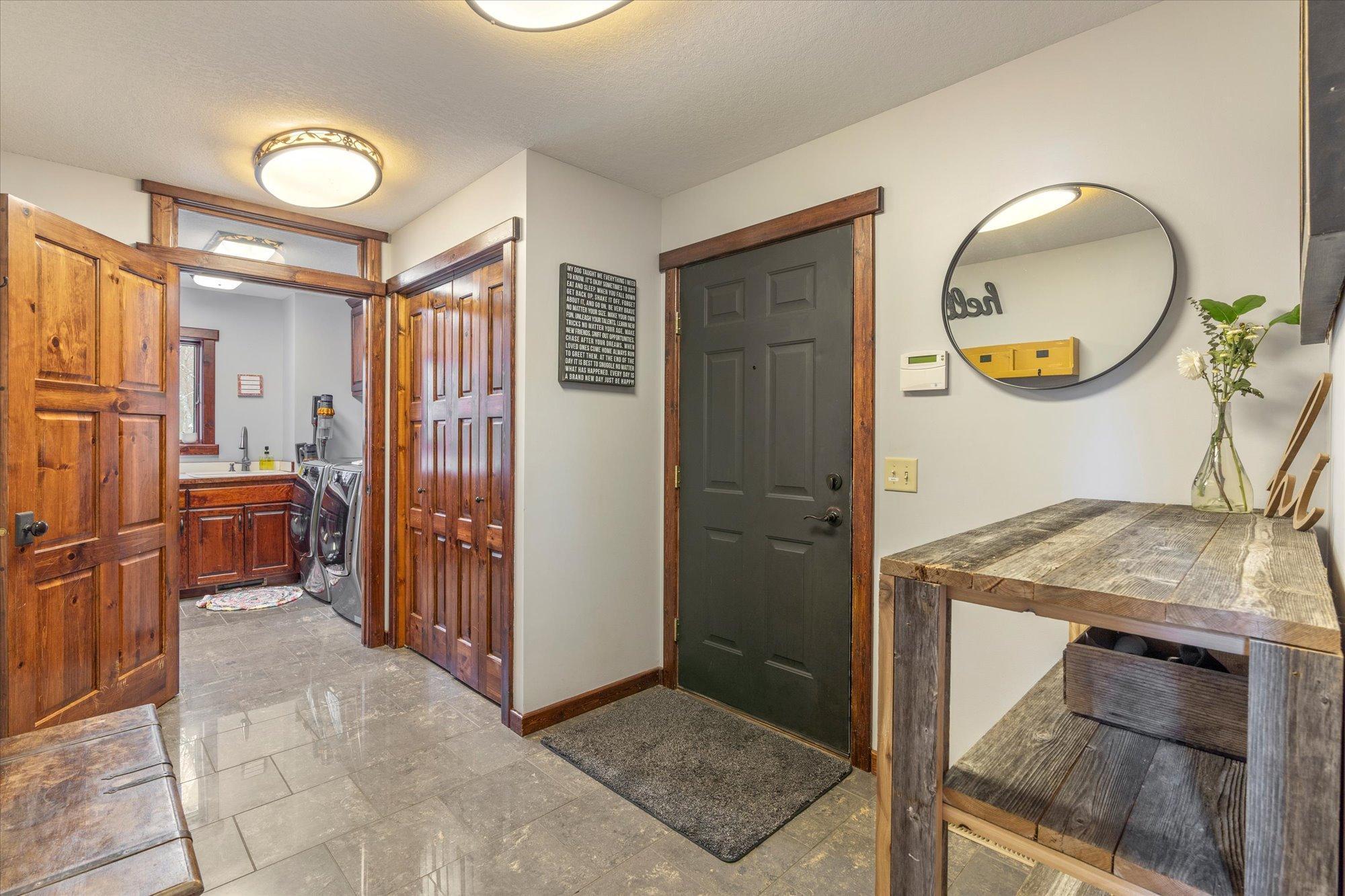 2002 single family home for sale at 10422 Ossawinnamakee Road in Pequot Lakes, MN — 3 bed, 5 bath (photo 49 of 66)