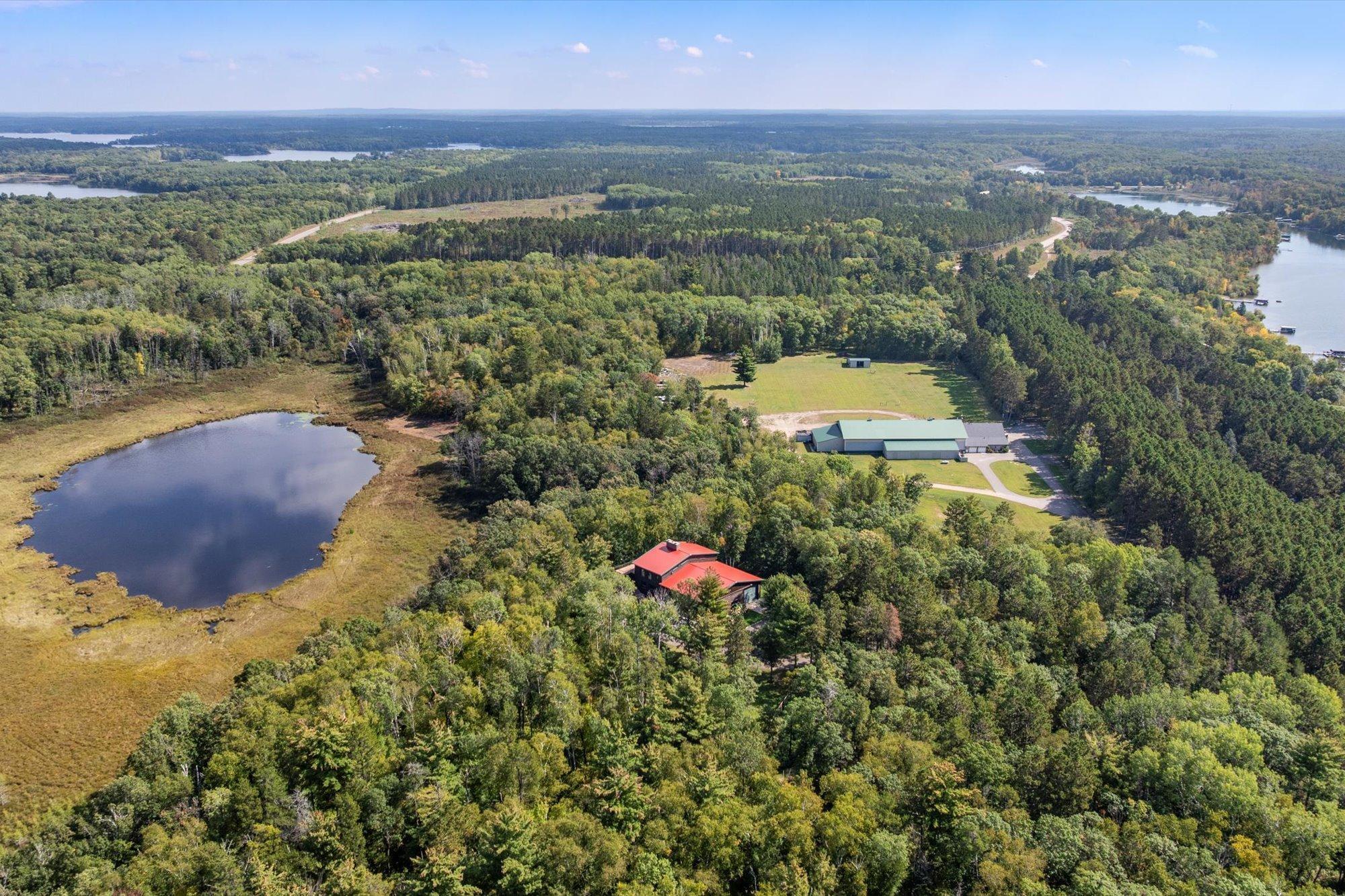 2002 single family home for sale at 10422 Ossawinnamakee Road in Pequot Lakes, MN — 3 bed, 5 bath (photo 60 of 66)