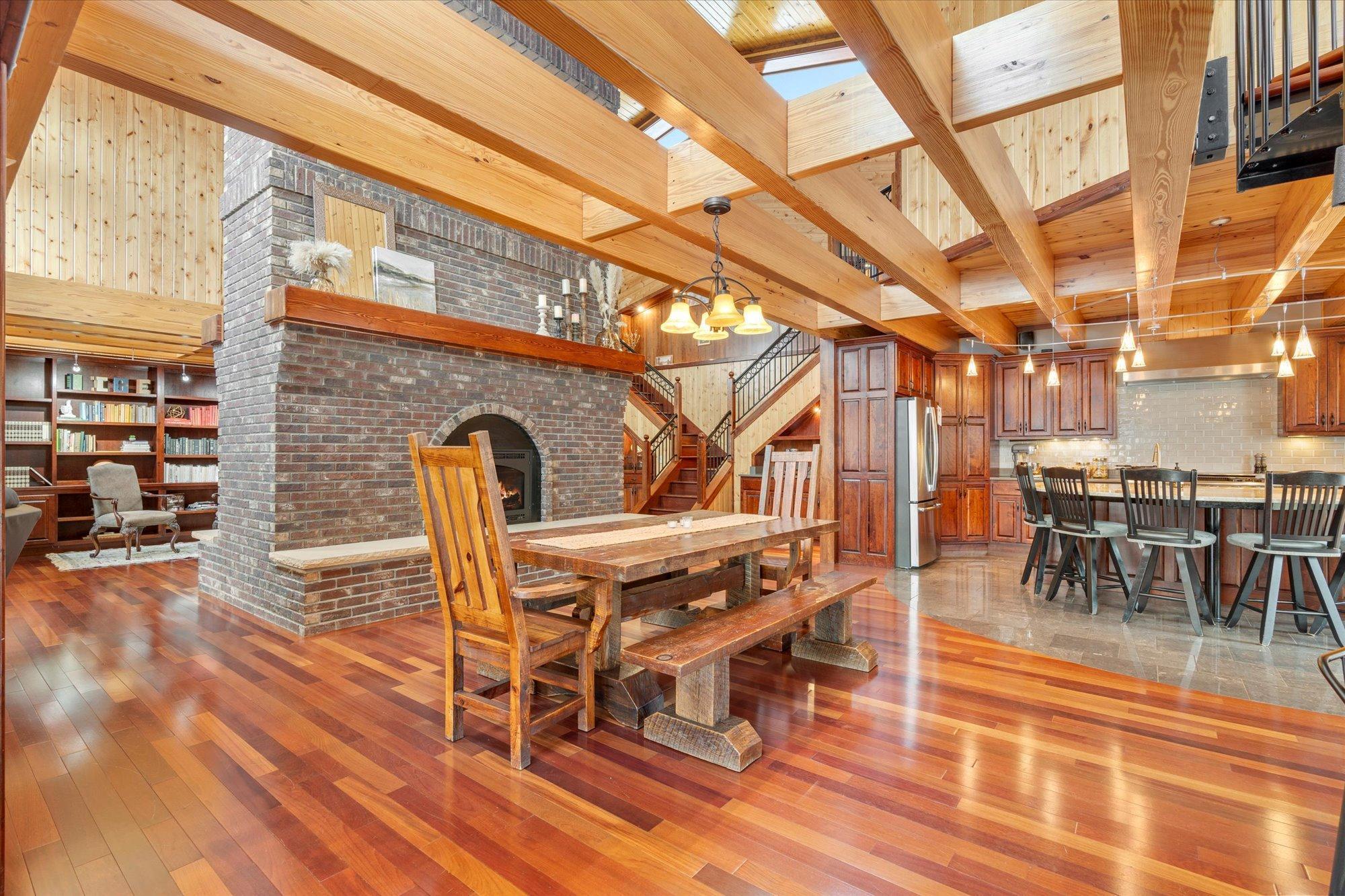 2002 single family home for sale at 10422 Ossawinnamakee Road in Pequot Lakes, MN — 3 bed, 5 bath (photo 9 of 66)