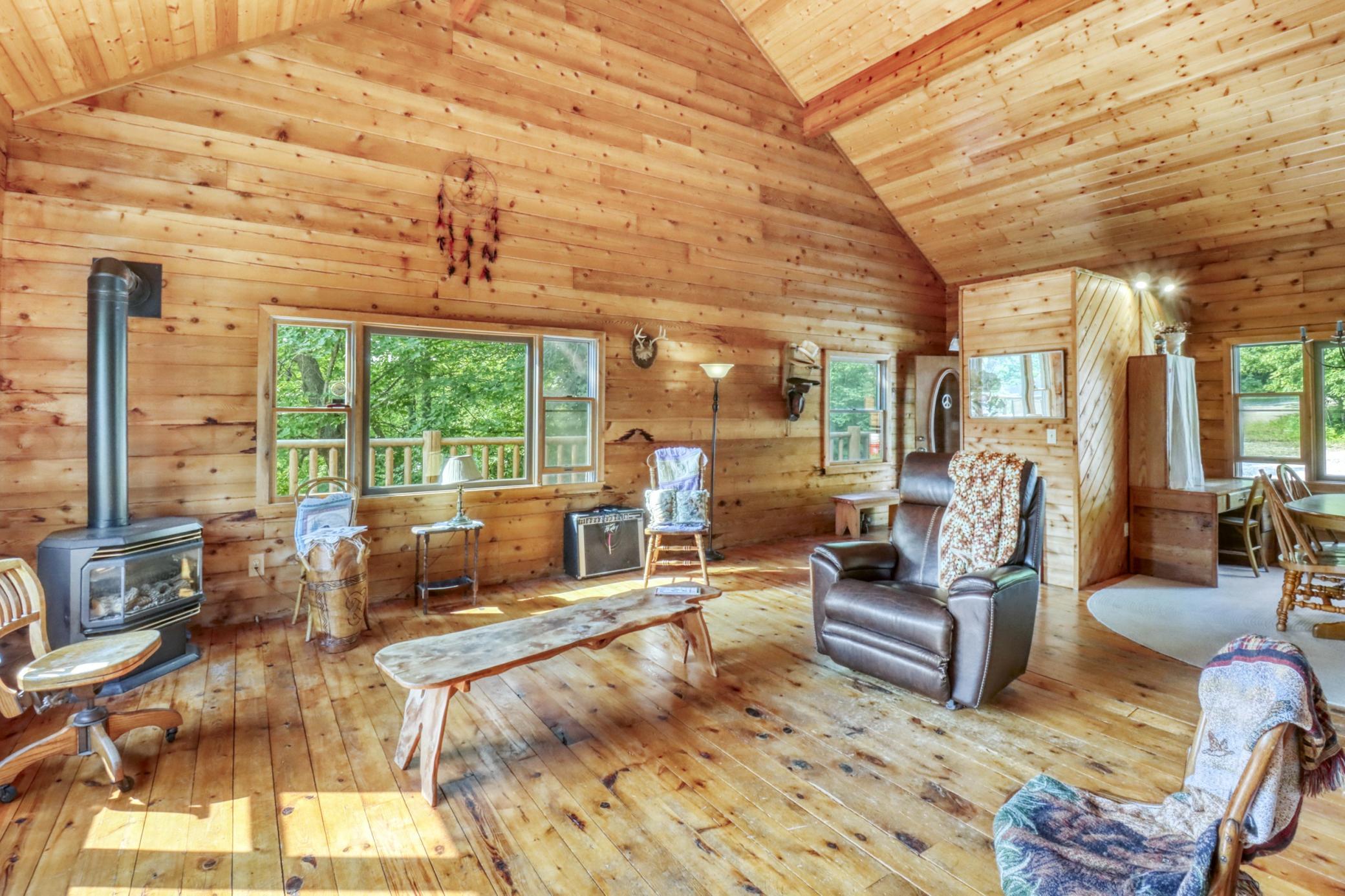 1994 single family home for sale at 46696 Otter Shores Road in Vergas, MN — 3 bed, 3 bath (photo 26 of 47)