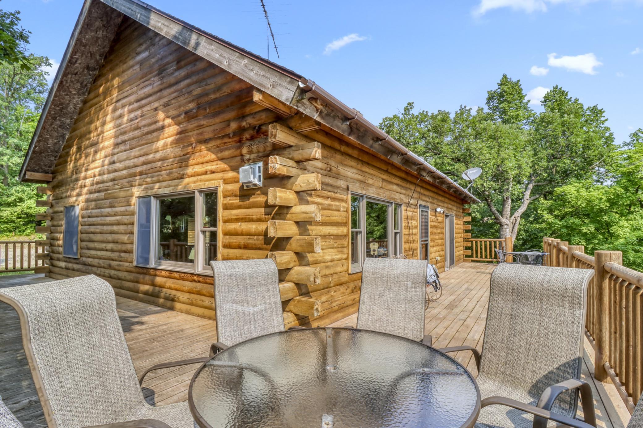 1994 single family home for sale at 46696 Otter Shores Road in Vergas, MN — 3 bed, 3 bath (photo 7 of 47)