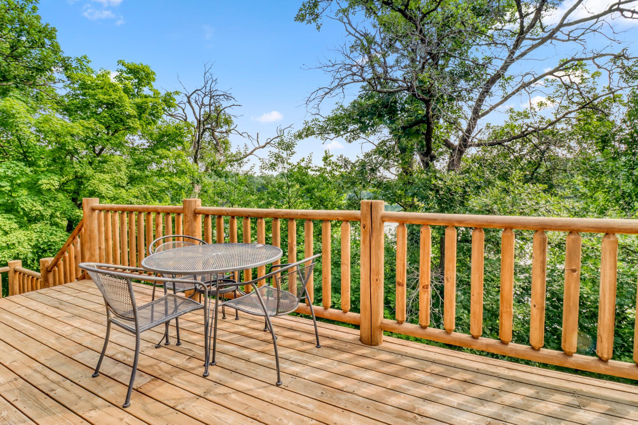 1994 single family home for sale at 46696 Otter Shores Road in Vergas, MN — 3 bed, 3 bath (photo 9 of 47)
