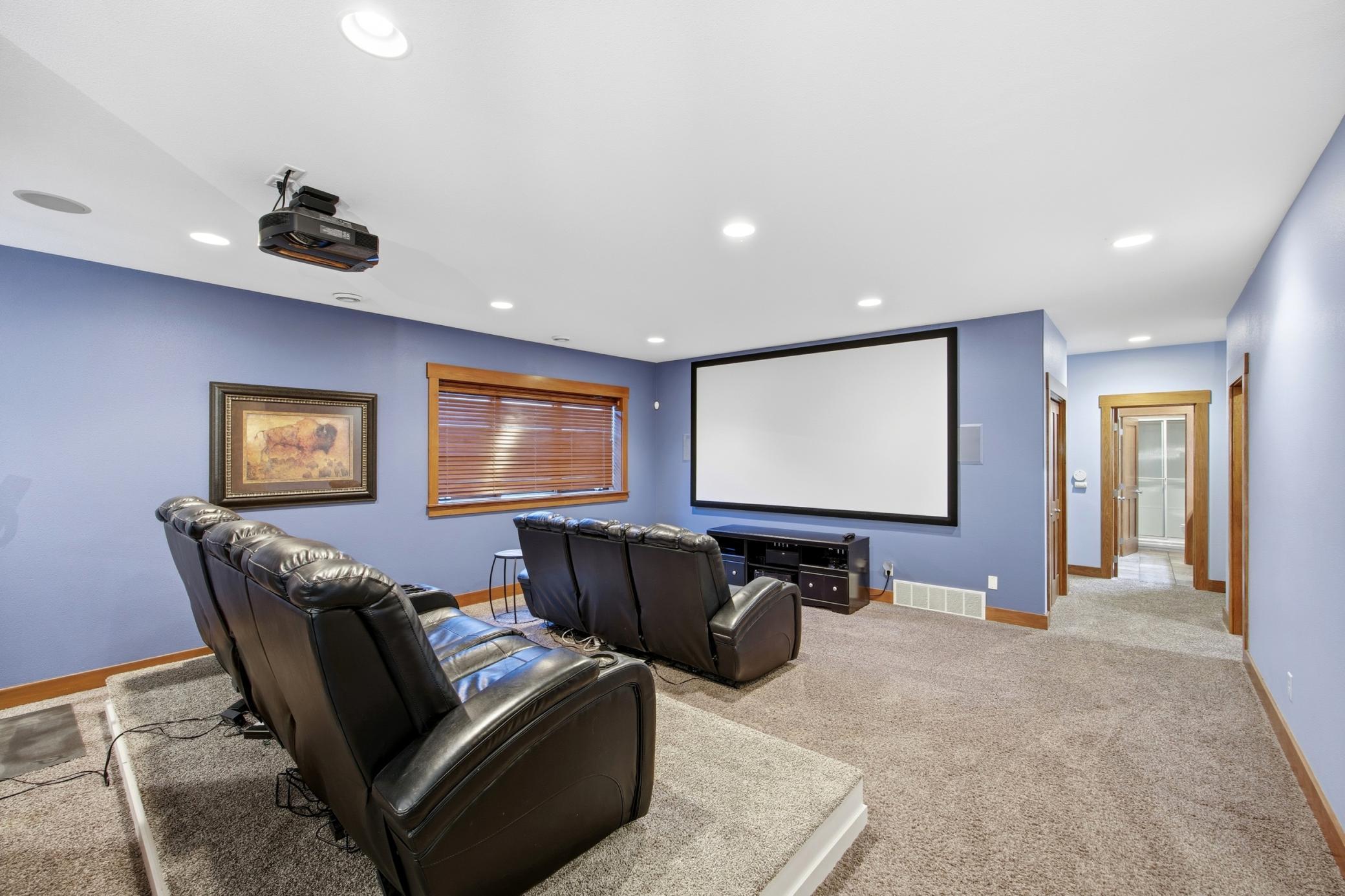 310 48th Avenue SW, Moorhead MN 56560 - Photo 41 of 81