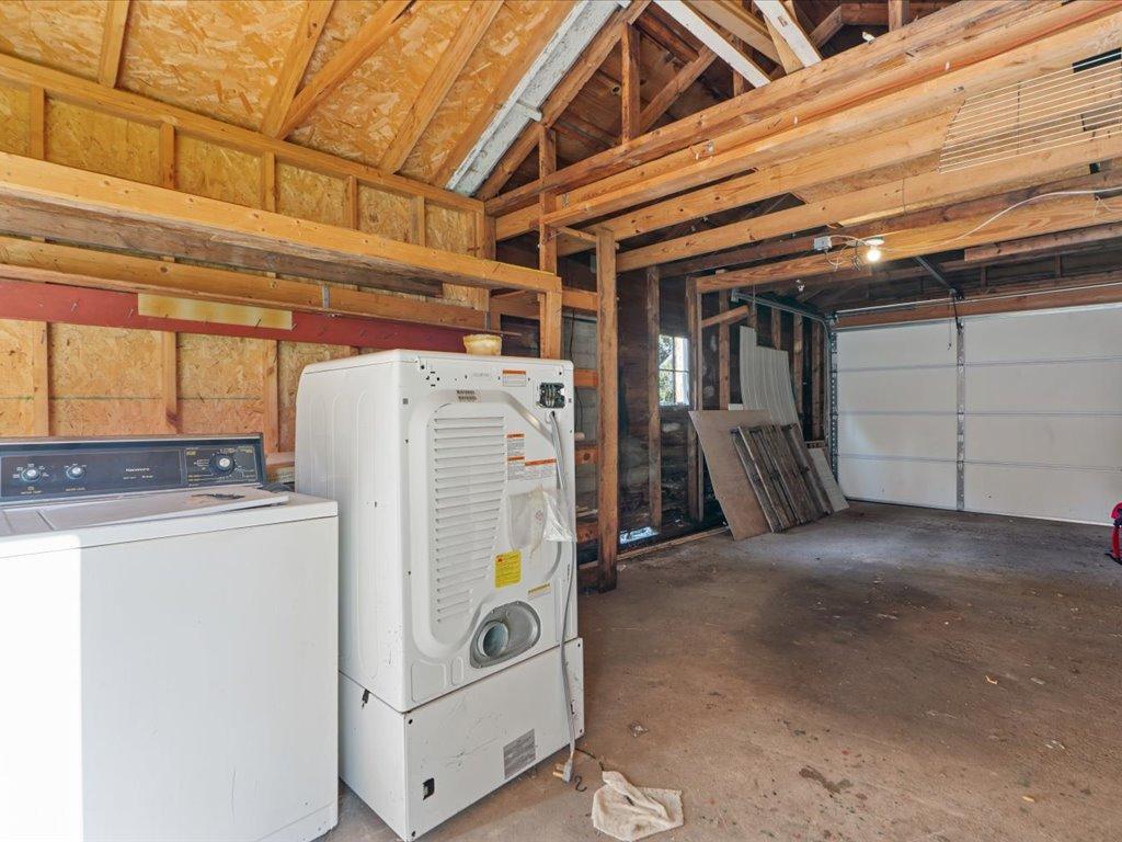1888 single family home for sale at 924 6th Avenue NE in Brainerd, MN — 2 bed, 1 bath (photo 13 of 23)