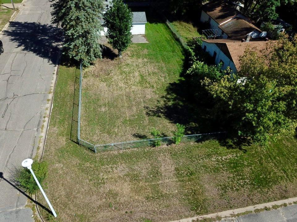 1888 single family home for sale at 924 6th Avenue NE in Brainerd, MN — 2 bed, 1 bath (photo 20 of 23)