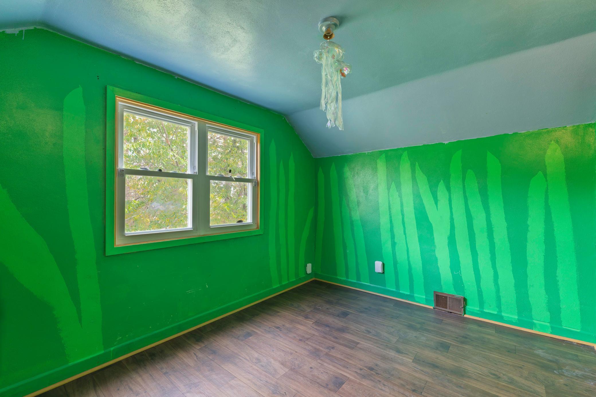 1950 single family home for sale at 2883 105th Avenue in Mahnomen, MN — 4 bed, 1 bath (photo 17 of 42)