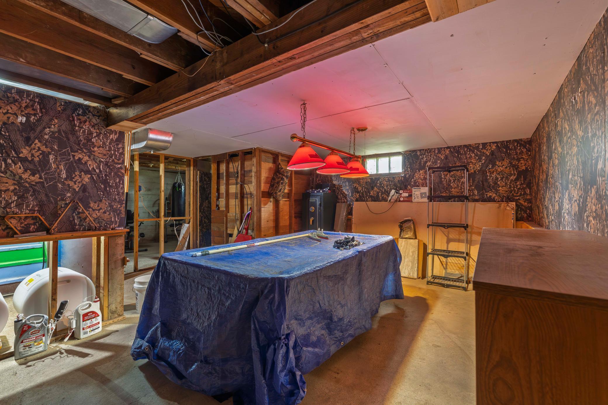 1950 single family home for sale at 2883 105th Avenue in Mahnomen, MN — 4 bed, 1 bath (photo 19 of 42)