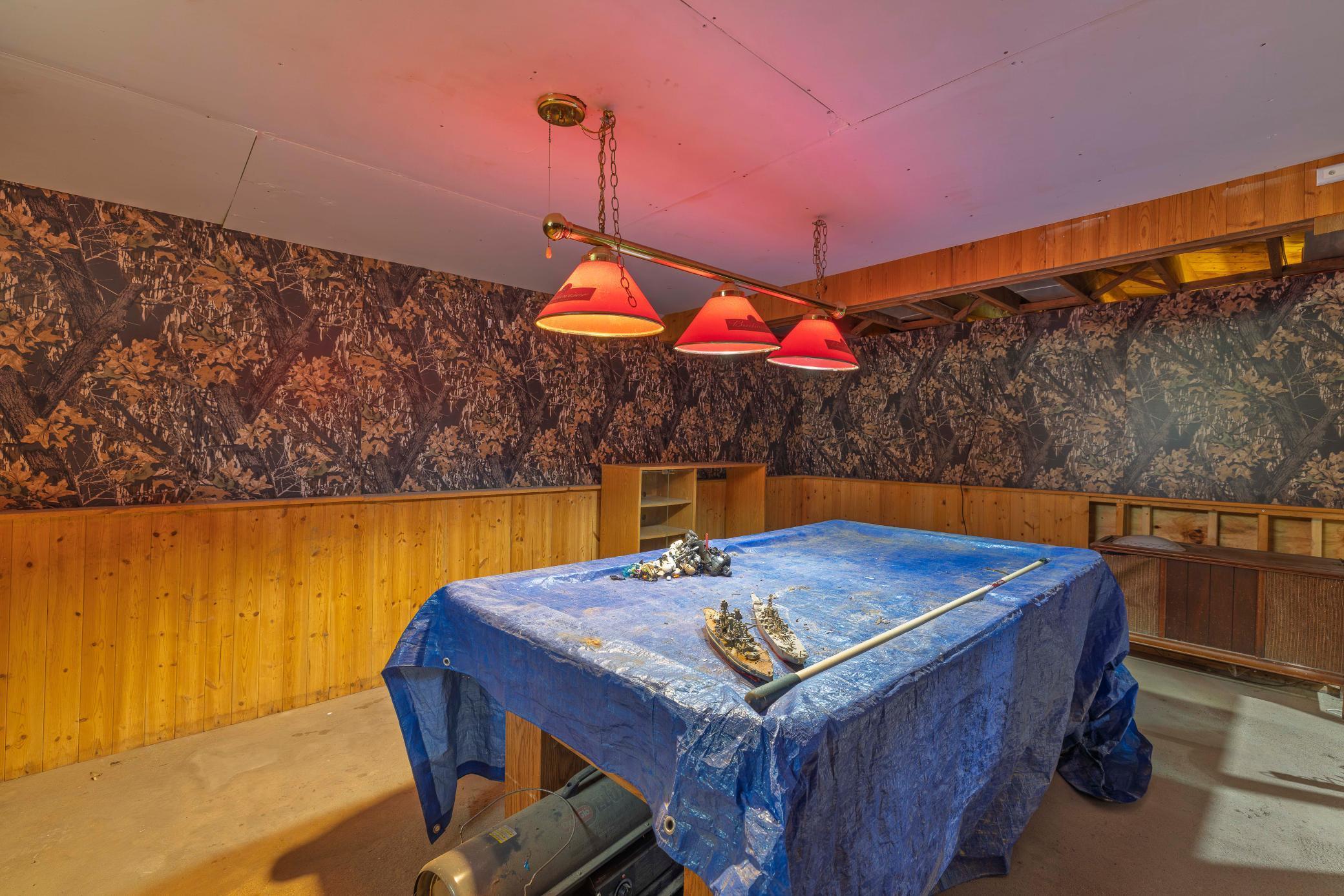 1950 single family home for sale at 2883 105th Avenue in Mahnomen, MN — 4 bed, 1 bath (photo 20 of 42)