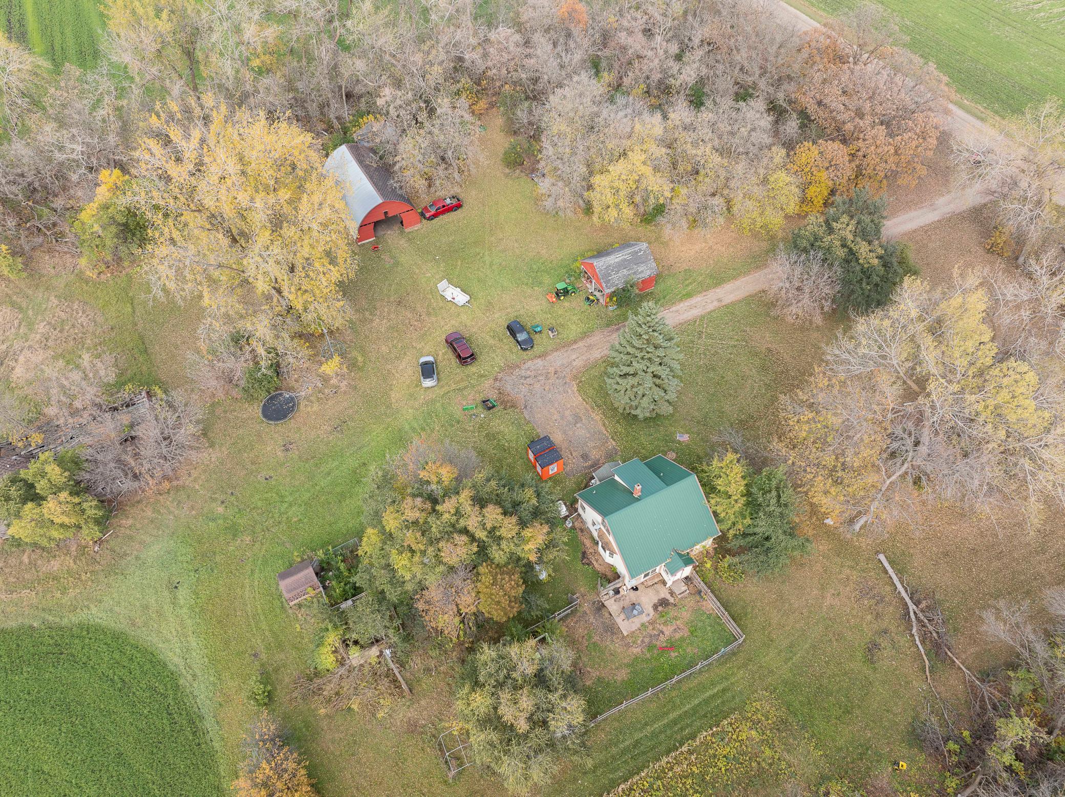 1950 single family home for sale at 2883 105th Avenue in Mahnomen, MN — 4 bed, 1 bath (photo 33 of 42)