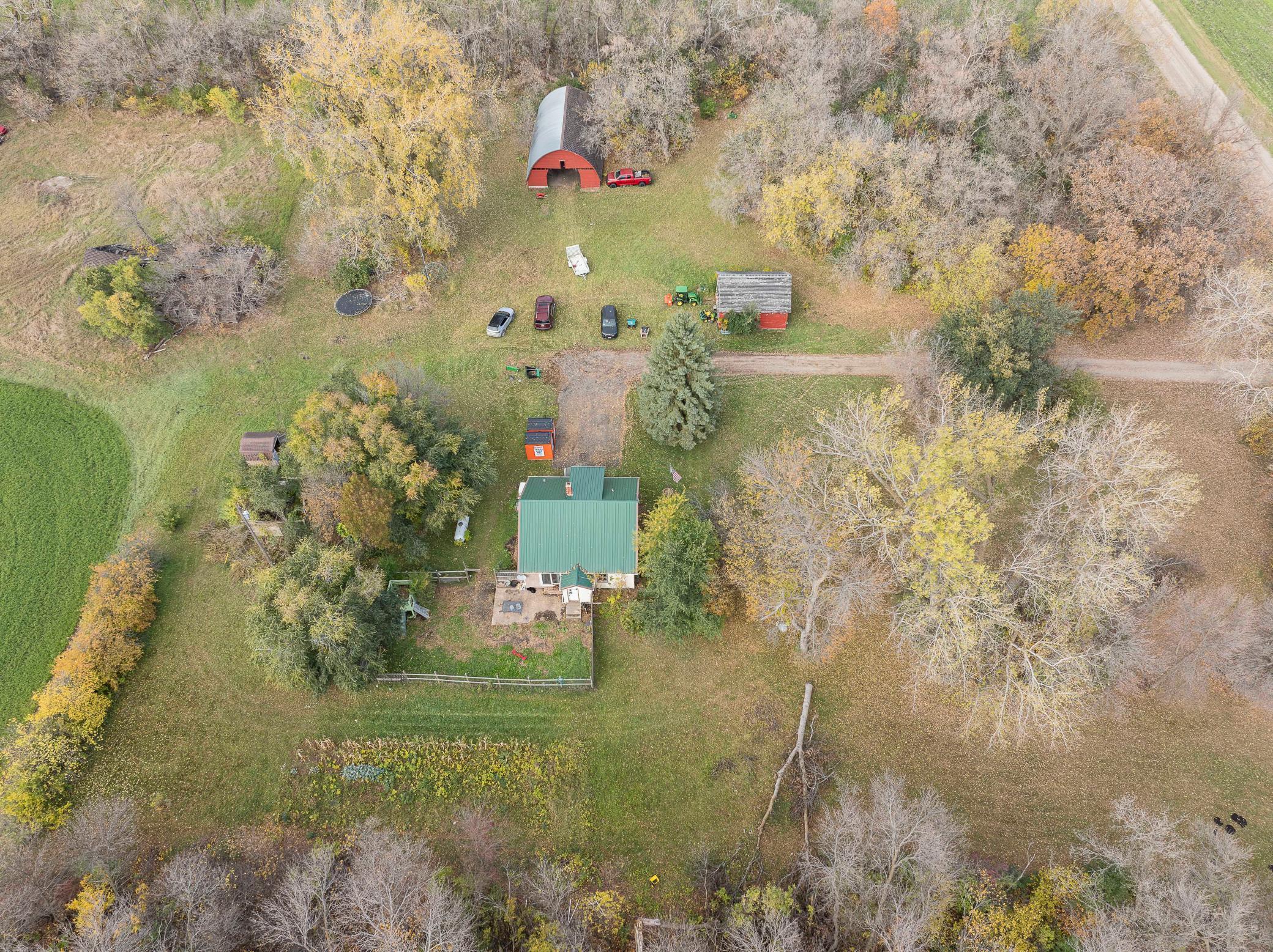 1950 single family home for sale at 2883 105th Avenue in Mahnomen, MN — 4 bed, 1 bath (photo 34 of 42)