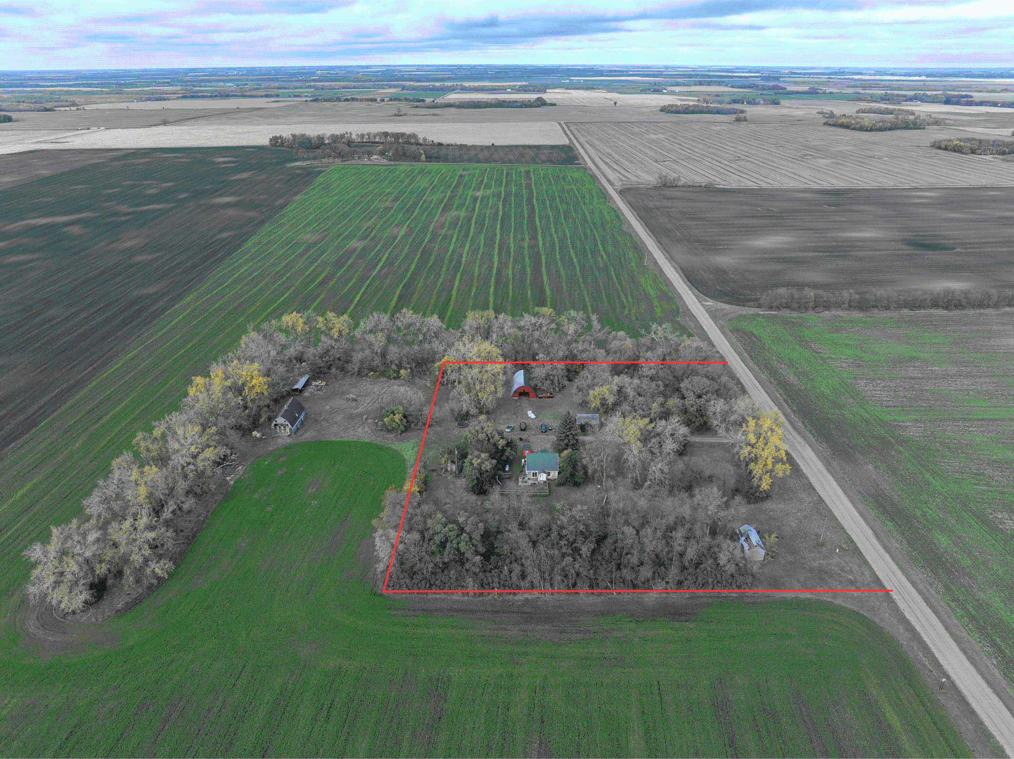 1950 single family home for sale at 2883 105th Avenue in Mahnomen, MN — 4 bed, 1 bath (photo 35 of 42)