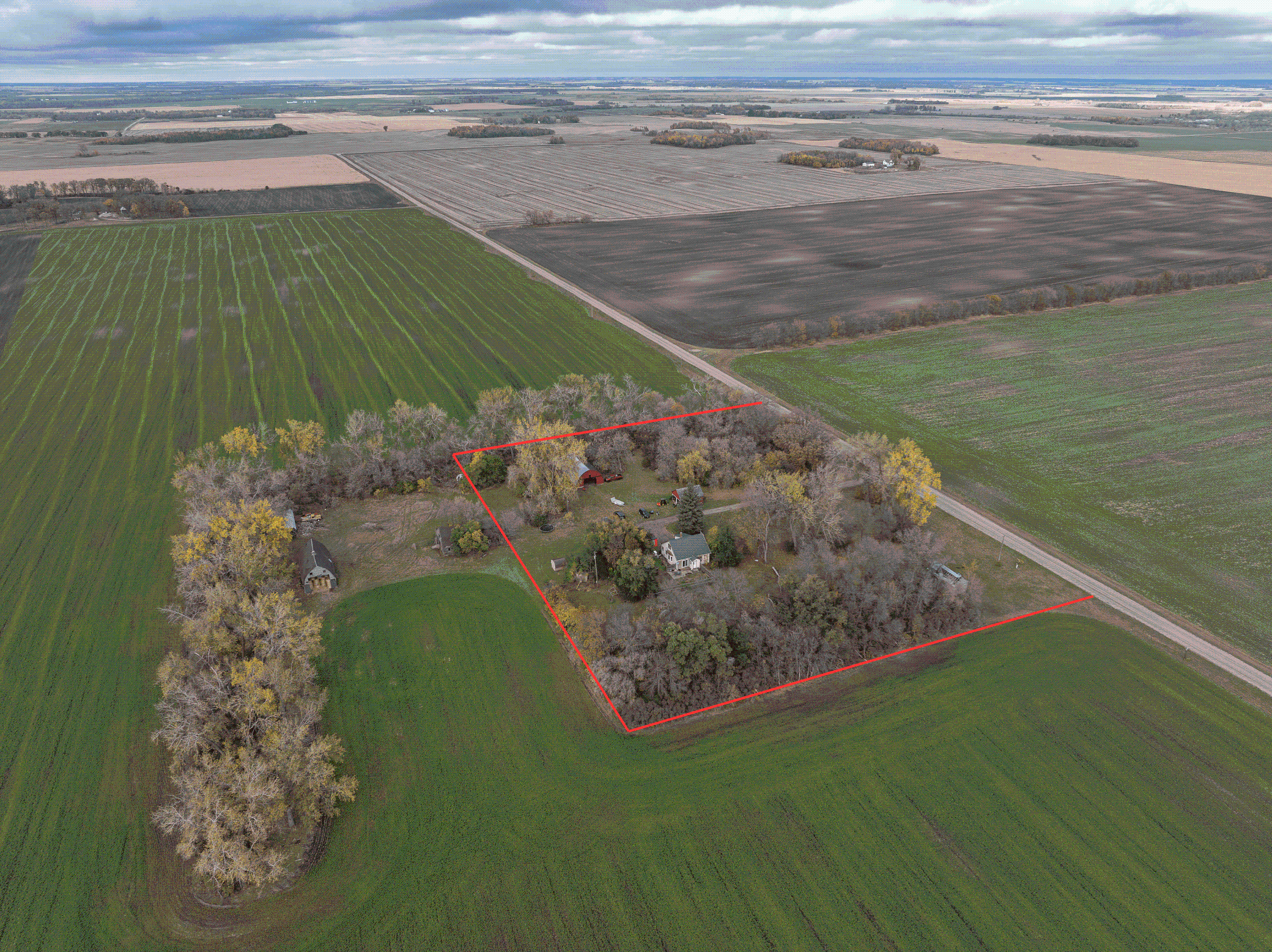 1950 single family home for sale at 2883 105th Avenue in Mahnomen, MN — 4 bed, 1 bath (photo 37 of 42)