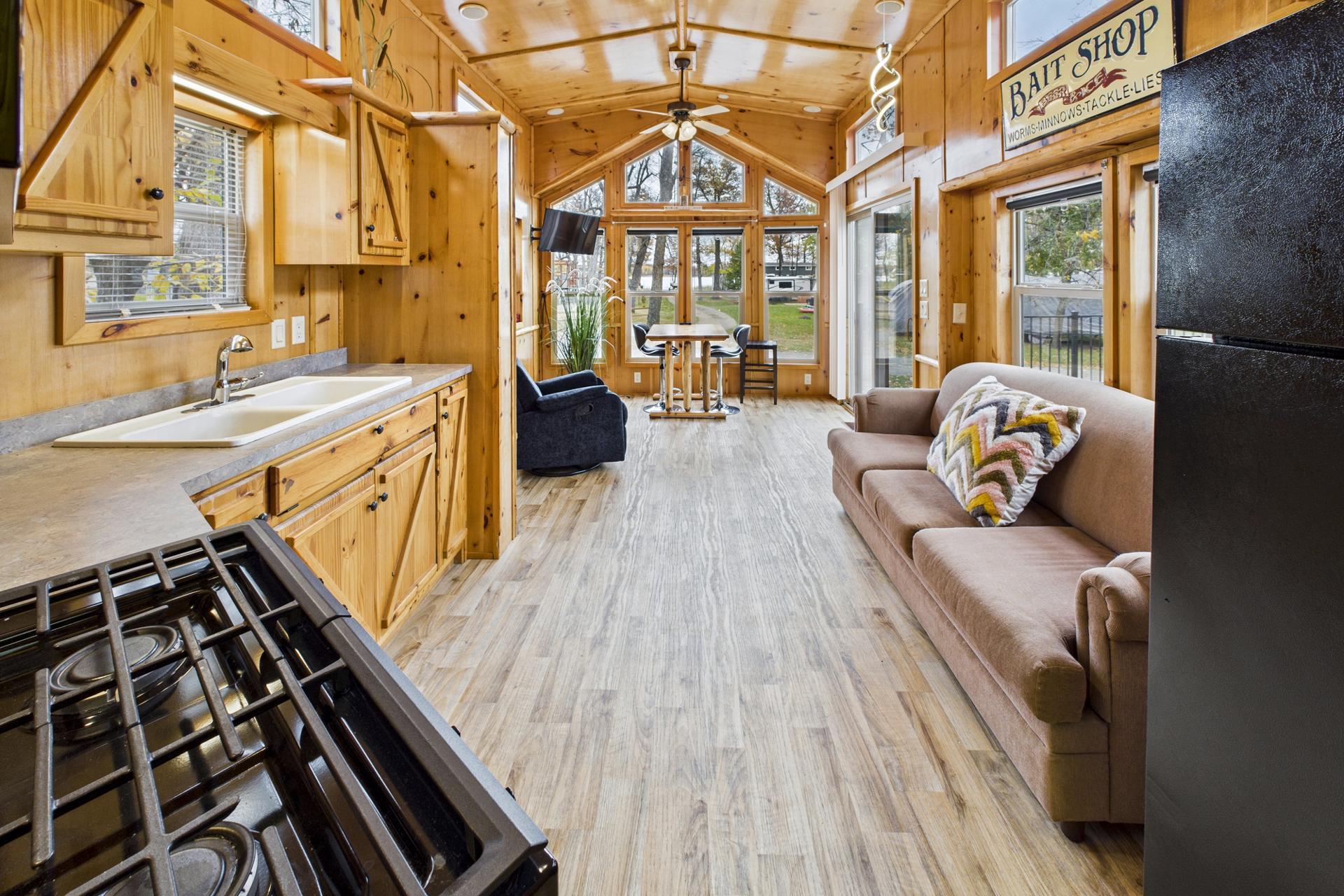 2008 single family home for sale at 29510 US Hwy 169 in Aitkin, MN — 1 bed, 1 bath (photo 6 of 19)
