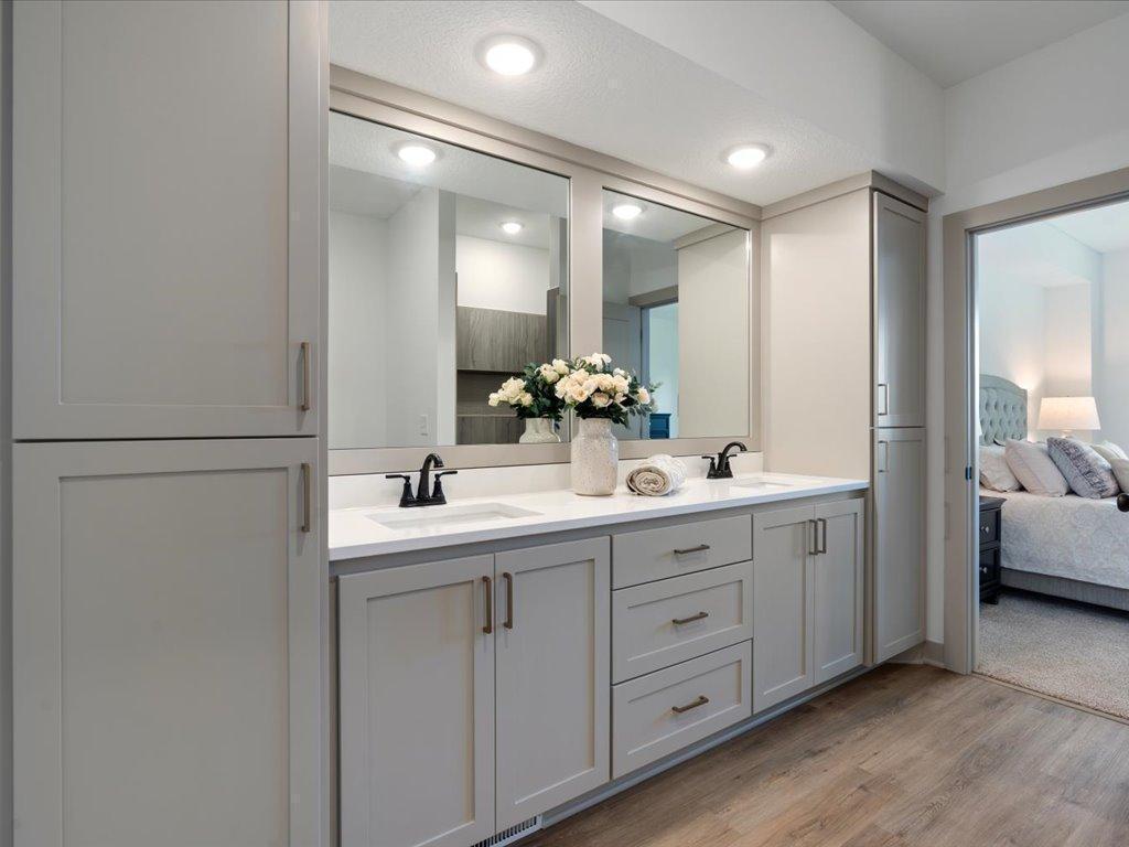 2026 single family home for sale at 22042 County Road 137 in Nisswa, MN — 2 bed, 2 bath (photo 6 of 24)