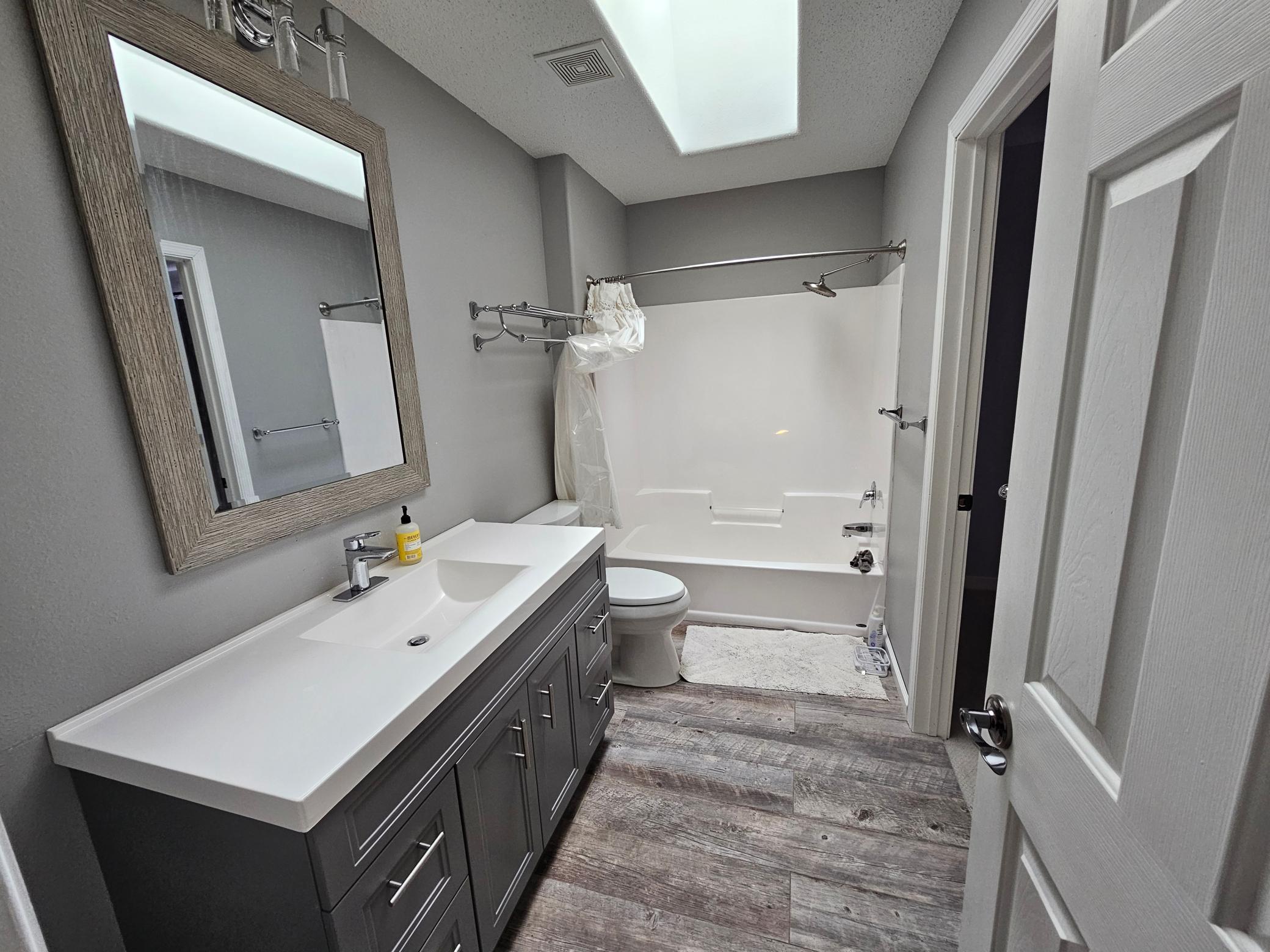 2000 single family home for sale at 1842 52nd Street S in Fargo, ND — 4 bed, 4 bath (photo 11 of 19)