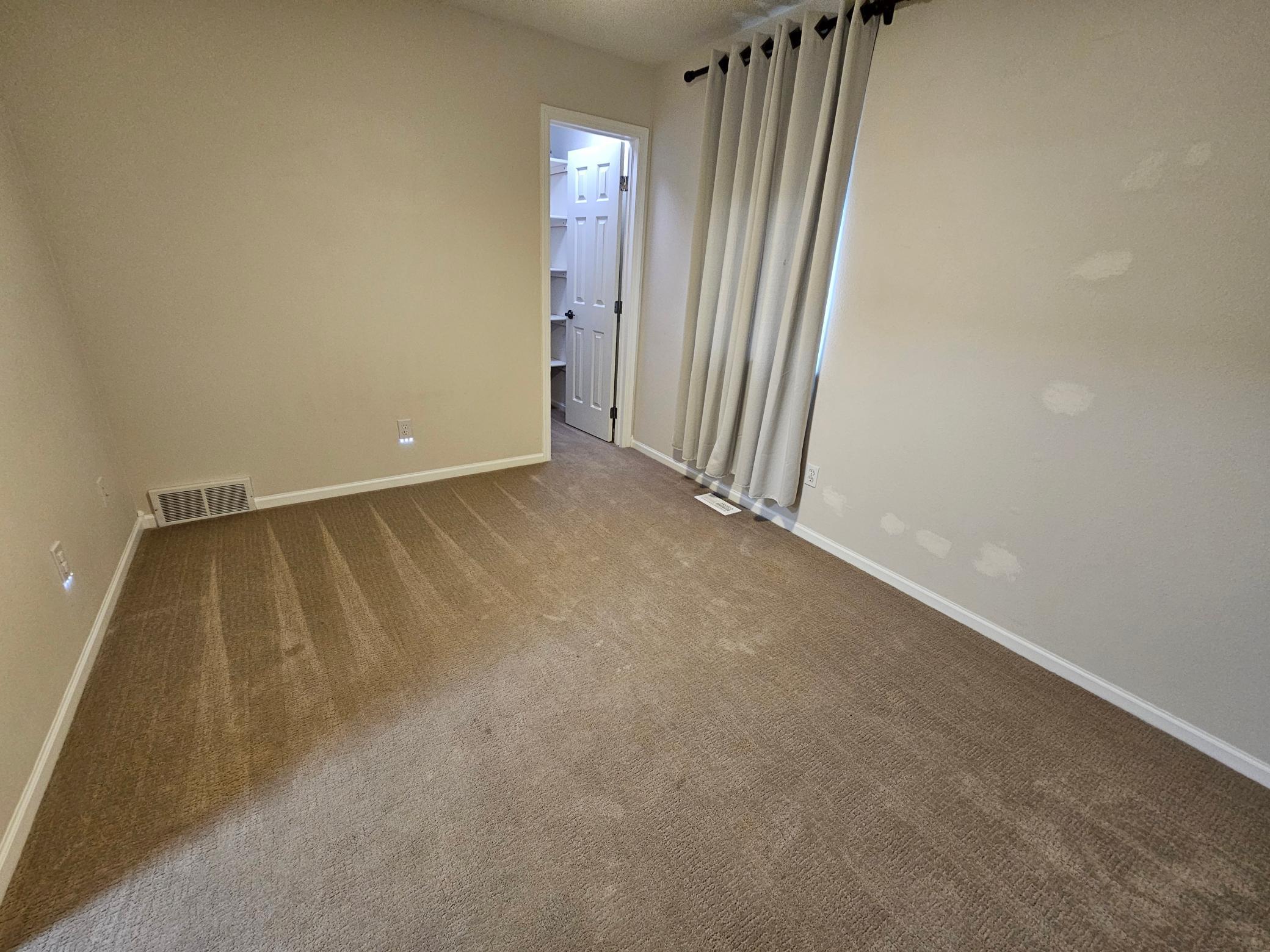 2000 single family home for sale at 1842 52nd Street S in Fargo, ND — 4 bed, 4 bath (photo 13 of 19)