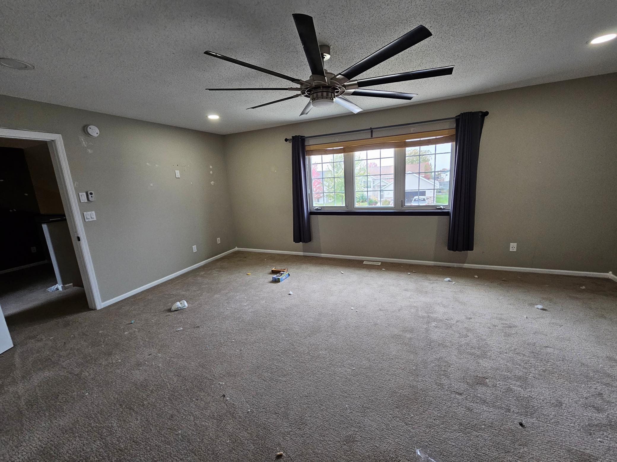 2000 single family home for sale at 1842 52nd Street S in Fargo, ND — 4 bed, 4 bath (photo 7 of 19)
