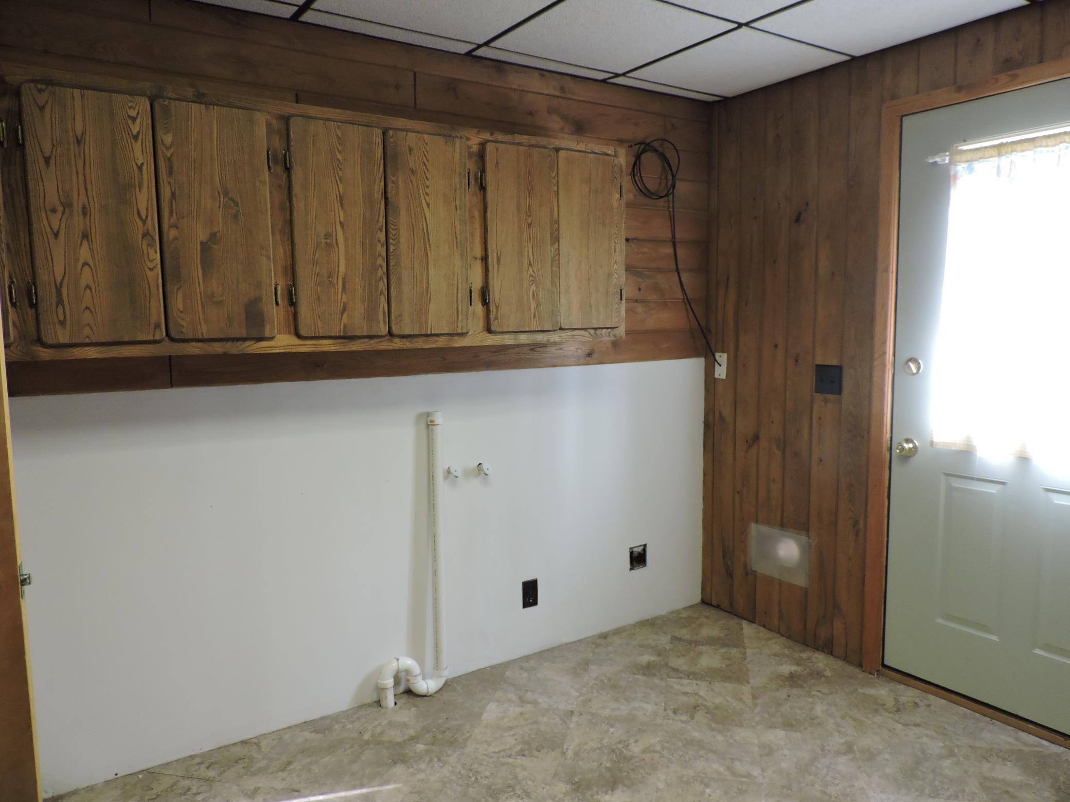 1992 single family home for sale at 26389 Reilly Beach Road in Bovey, MN — 6 bed, 4 bath (photo 14 of 37)
