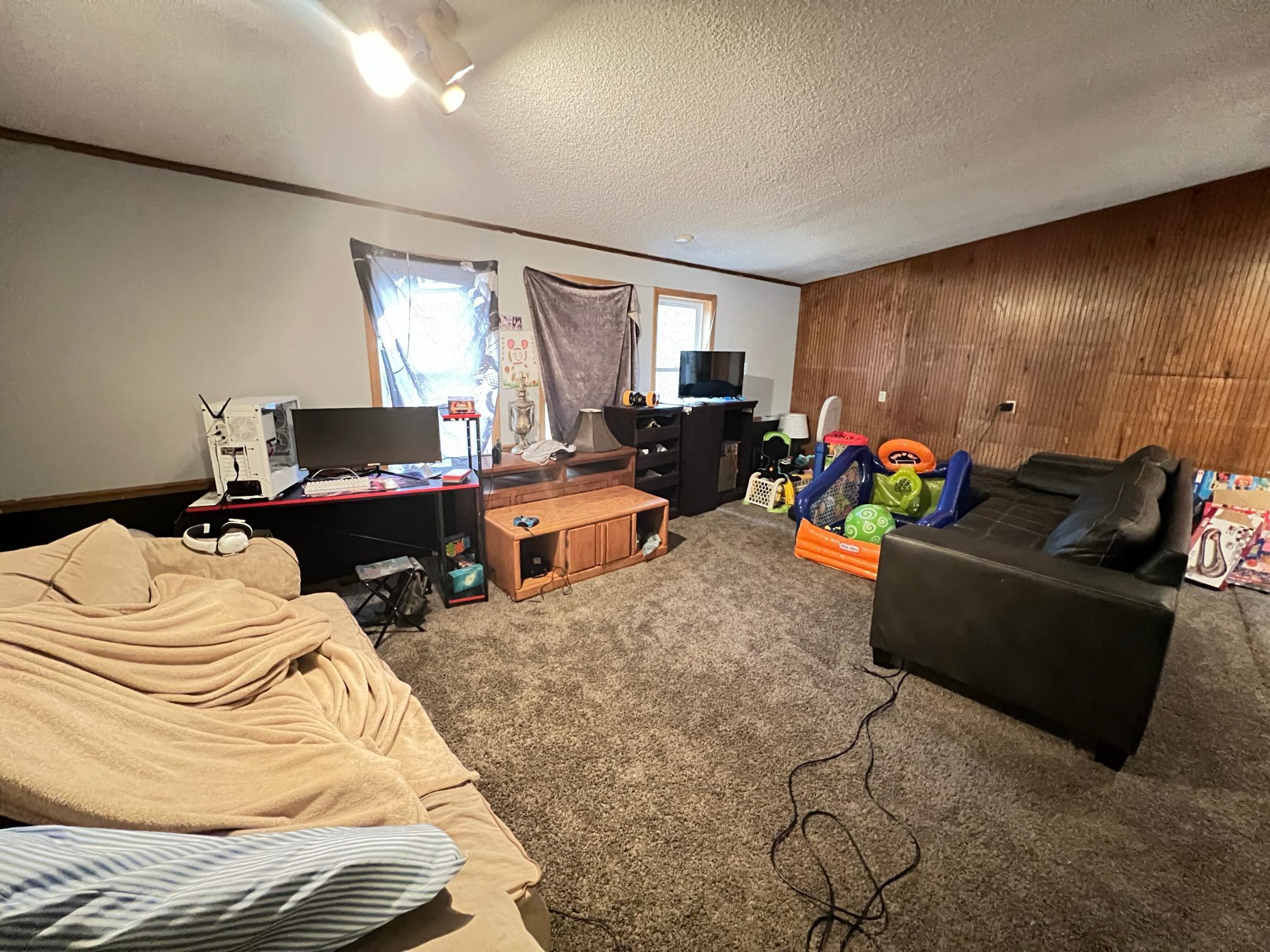 1989 duplex for sale at 13330 Ermine Drive in Park Rapids, MN — 5 bed, 3 bath (photo 15 of 19)