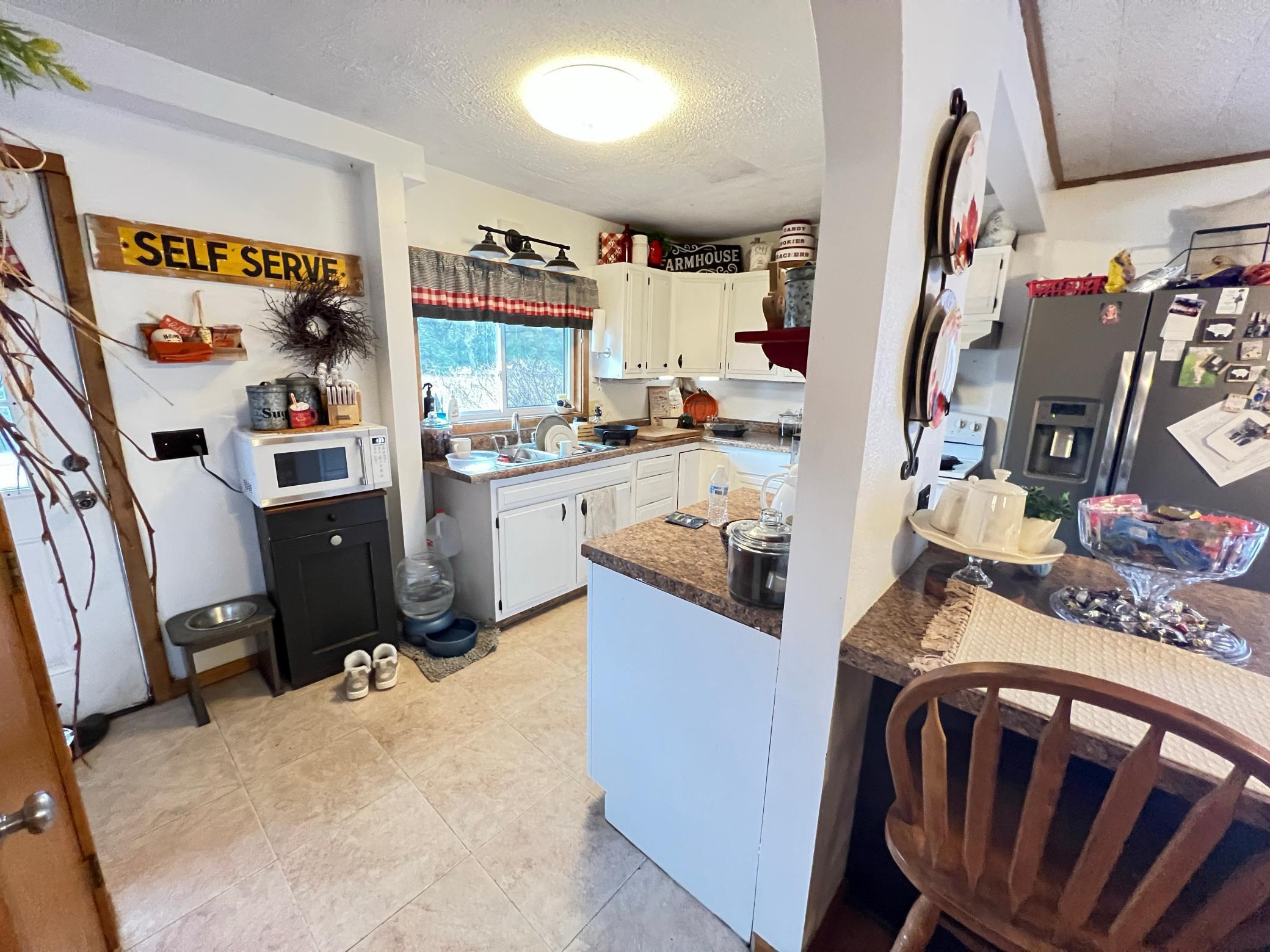 1989 duplex for sale at 13330 Ermine Drive in Park Rapids, MN — 5 bed, 3 bath (photo 6 of 19)
