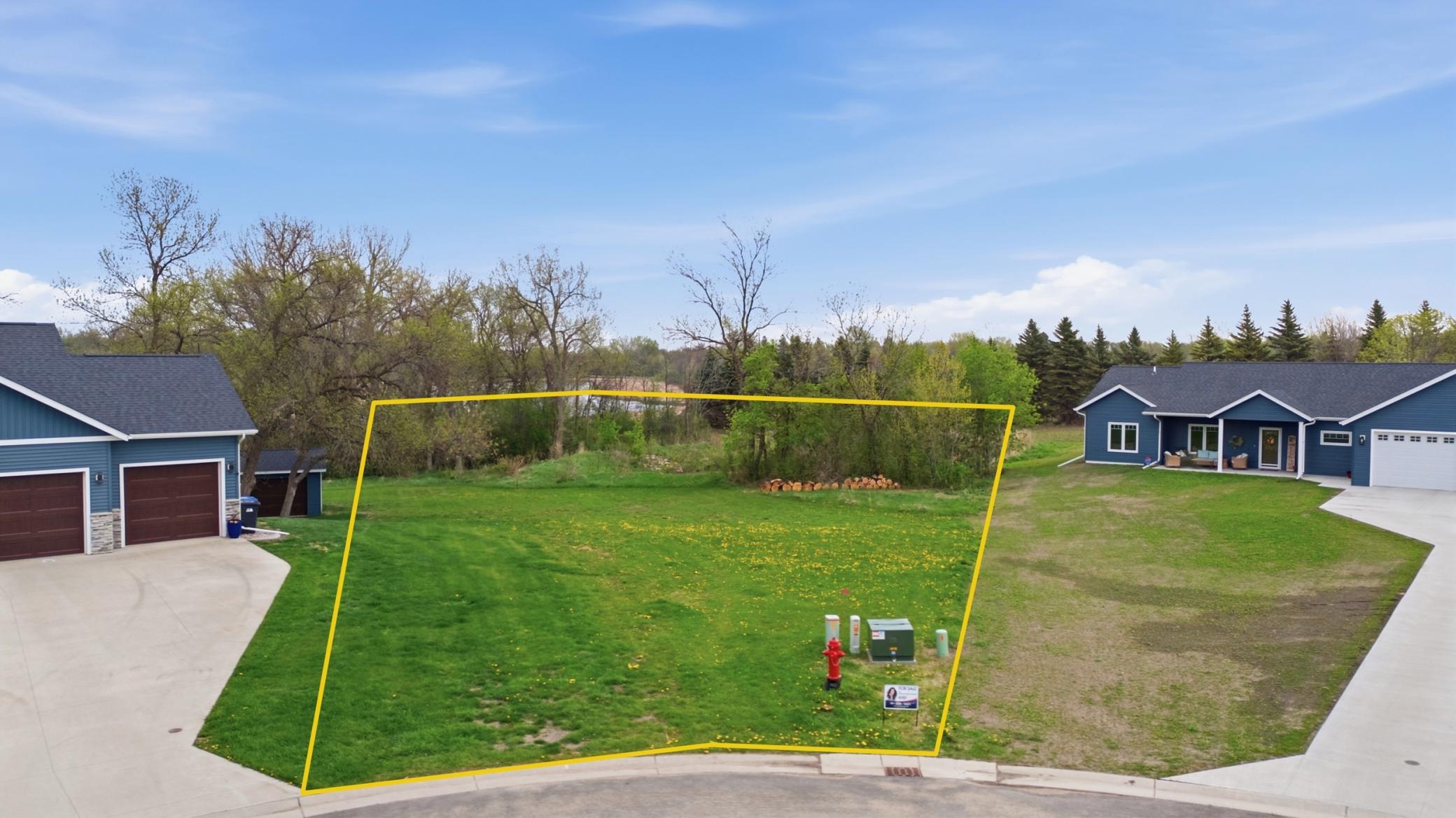 land for sale at 536 Leonard Street in Hawley, MN (photo 3 of 7)