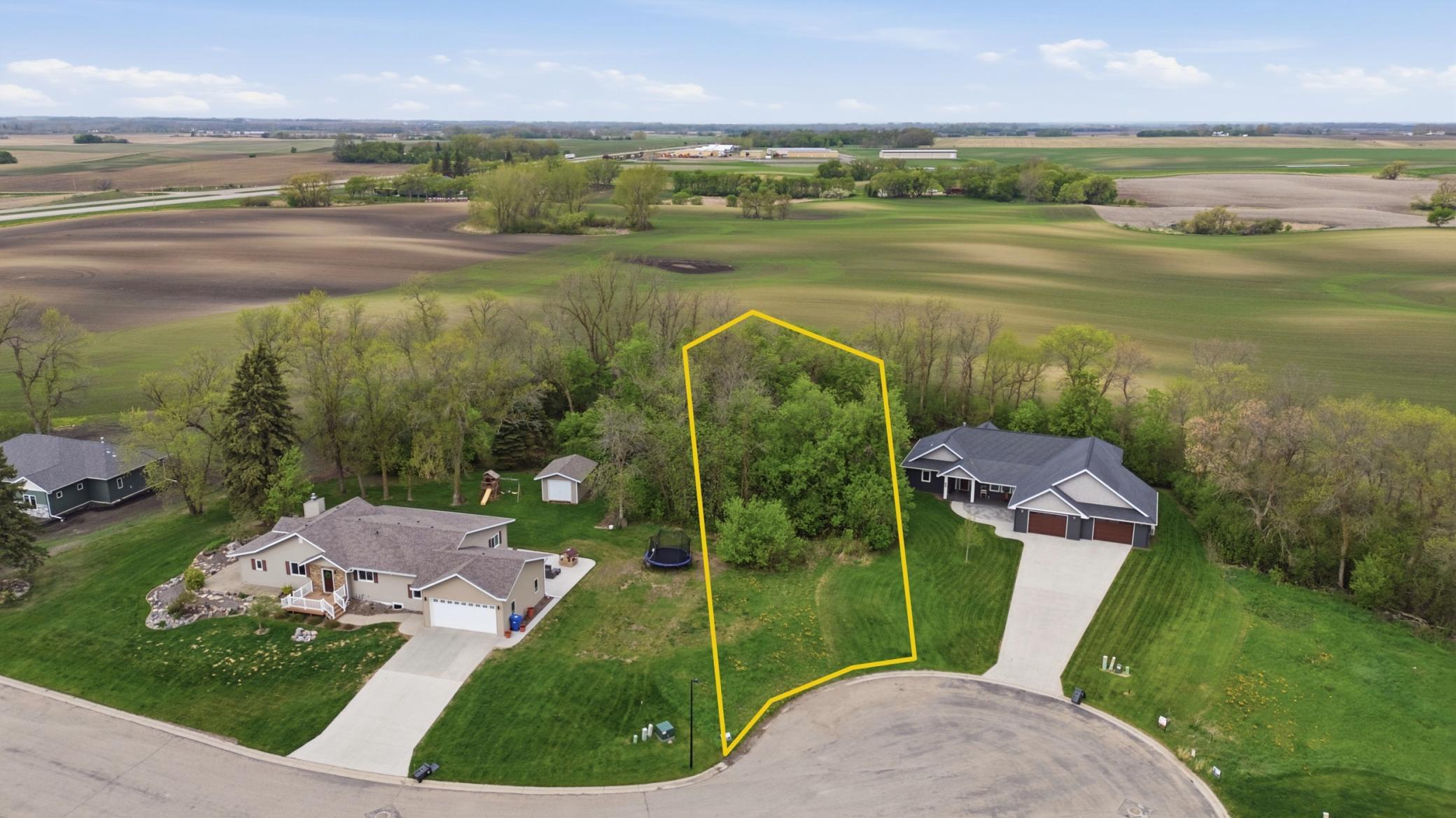 land for sale at 529 Leonard Street in Hawley, MN