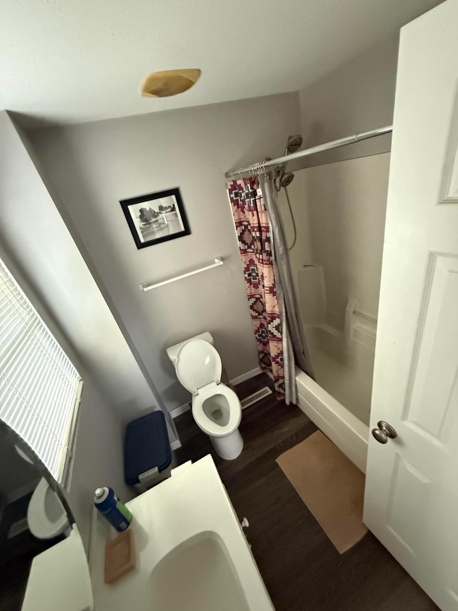1900 home for sale at 1419 4th Avenue N in Fargo, ND — 16 bed, 4 bath (photo 6 of 17)