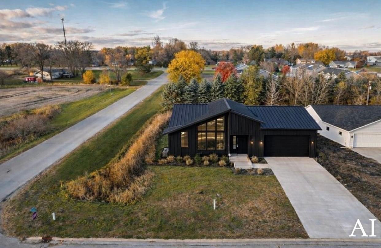 land for sale at 706 W Oak Street in Osakis, MN (photo 2 of 8)