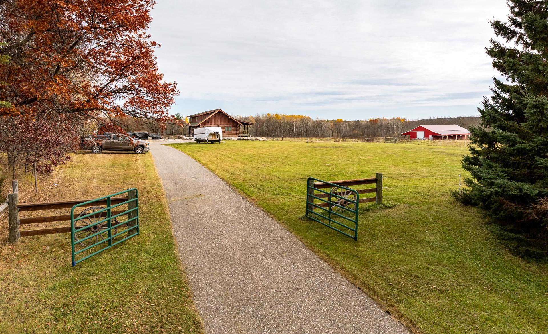 2004 single family home for sale at 36360 County 39 in Laporte, MN — 4 bed, 2 bath (photo 36 of 50)