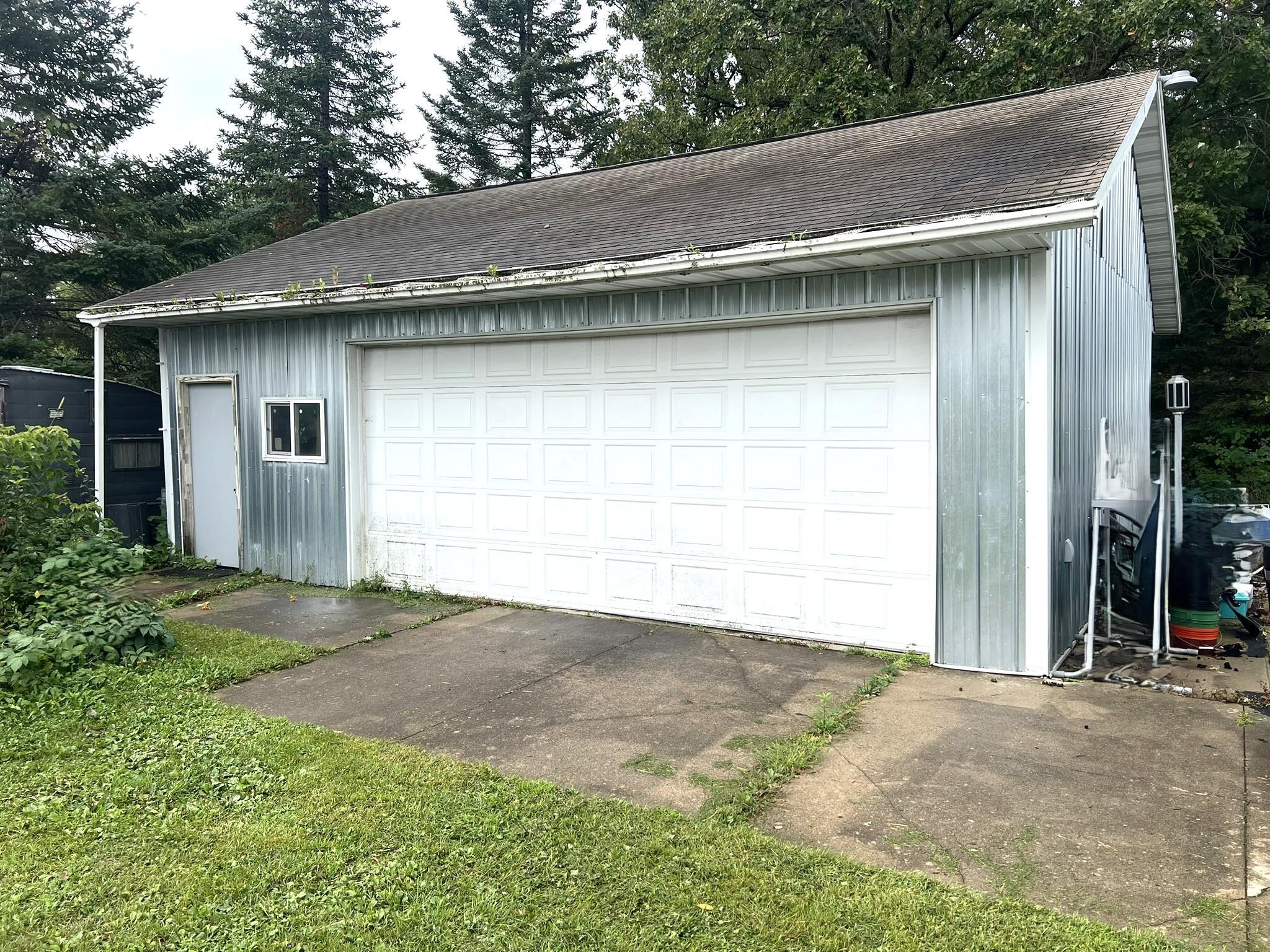 1987 single family home for sale at 10038 County Road 8 in Brainerd, MN — 3 bed, 2 bath (photo 4 of 24)