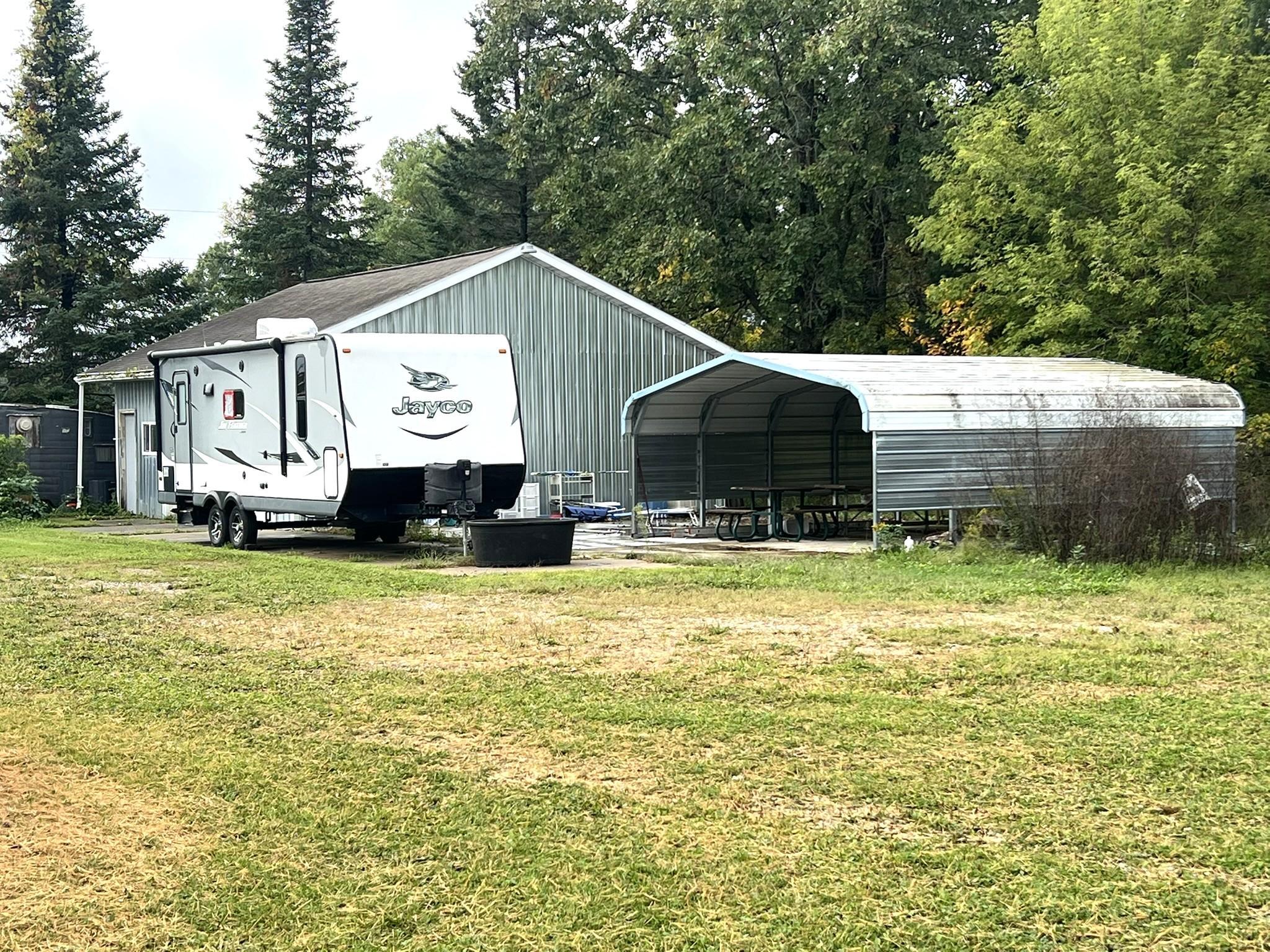1987 single family home for sale at 10038 County Road 8 in Brainerd, MN — 3 bed, 2 bath (photo 5 of 24)