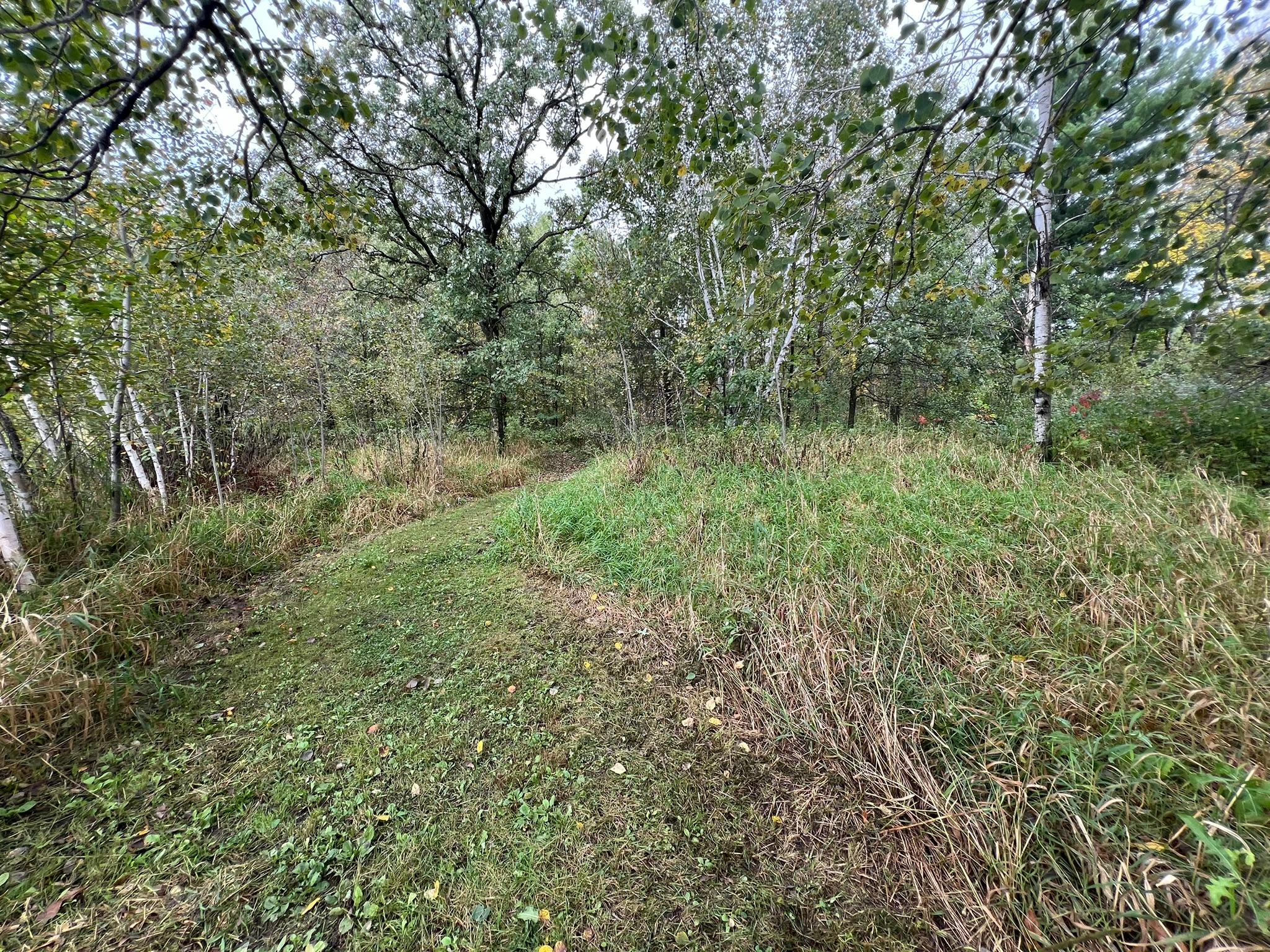 1987 single family home for sale at 10038 County Road 8 in Brainerd, MN — 3 bed, 2 bath (photo 10 of 24)