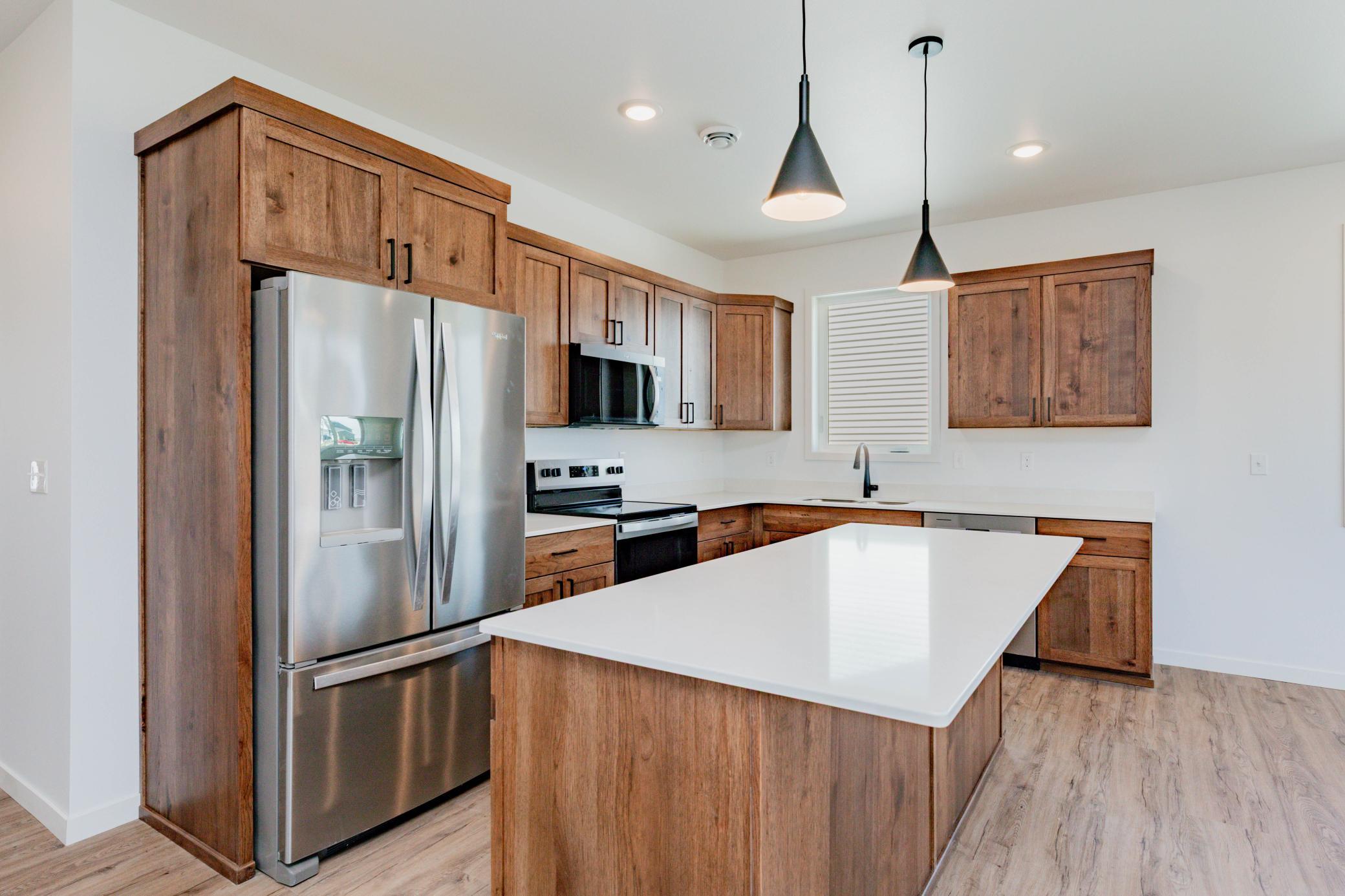 2026 single family home for sale at 407 16th Street NE in Dilworth, MN — 2 bed, 2 bath (photo 16 of 31)