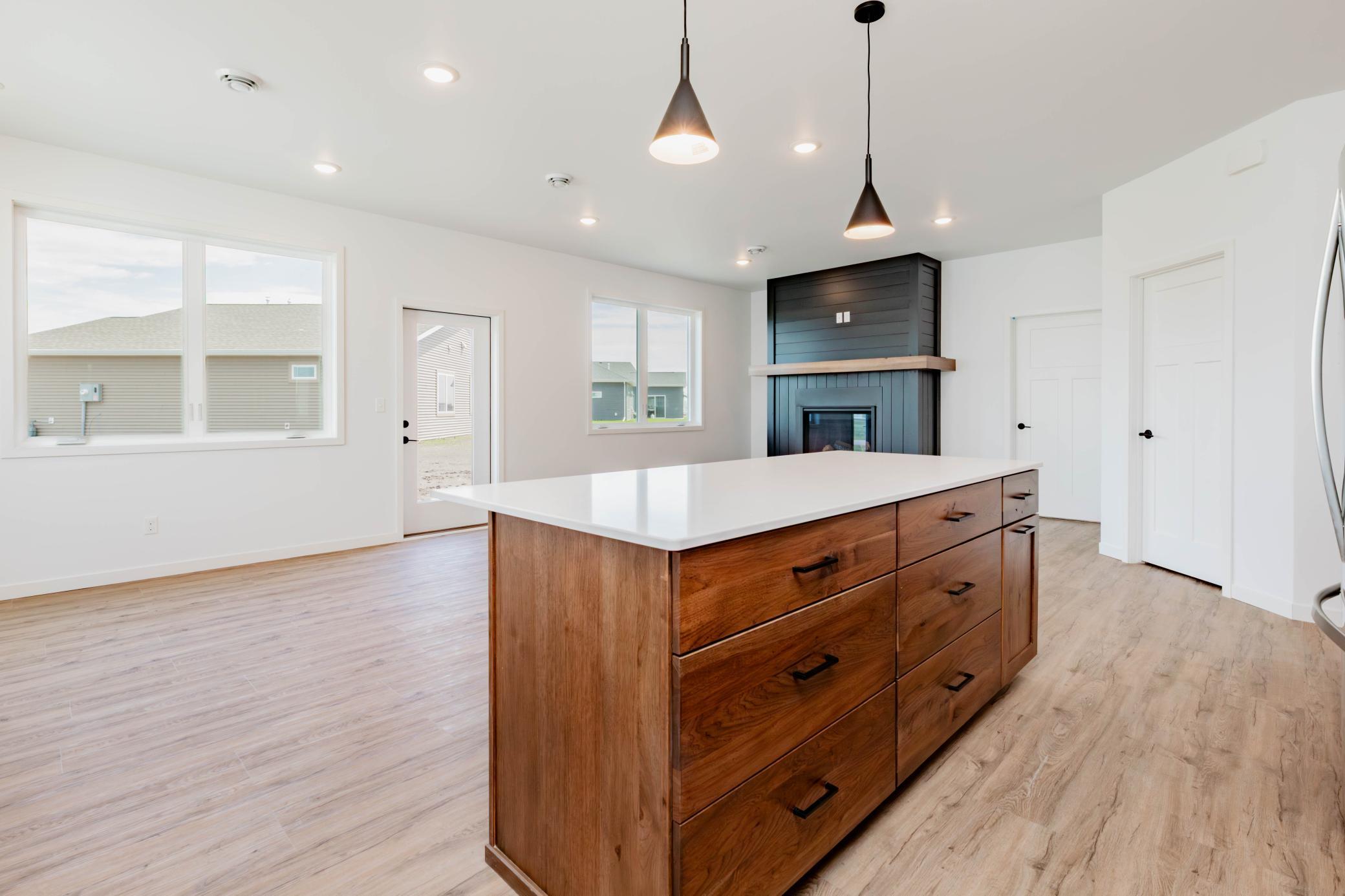 2026 single family home for sale at 407 16th Street NE in Dilworth, MN — 2 bed, 2 bath (photo 18 of 31)