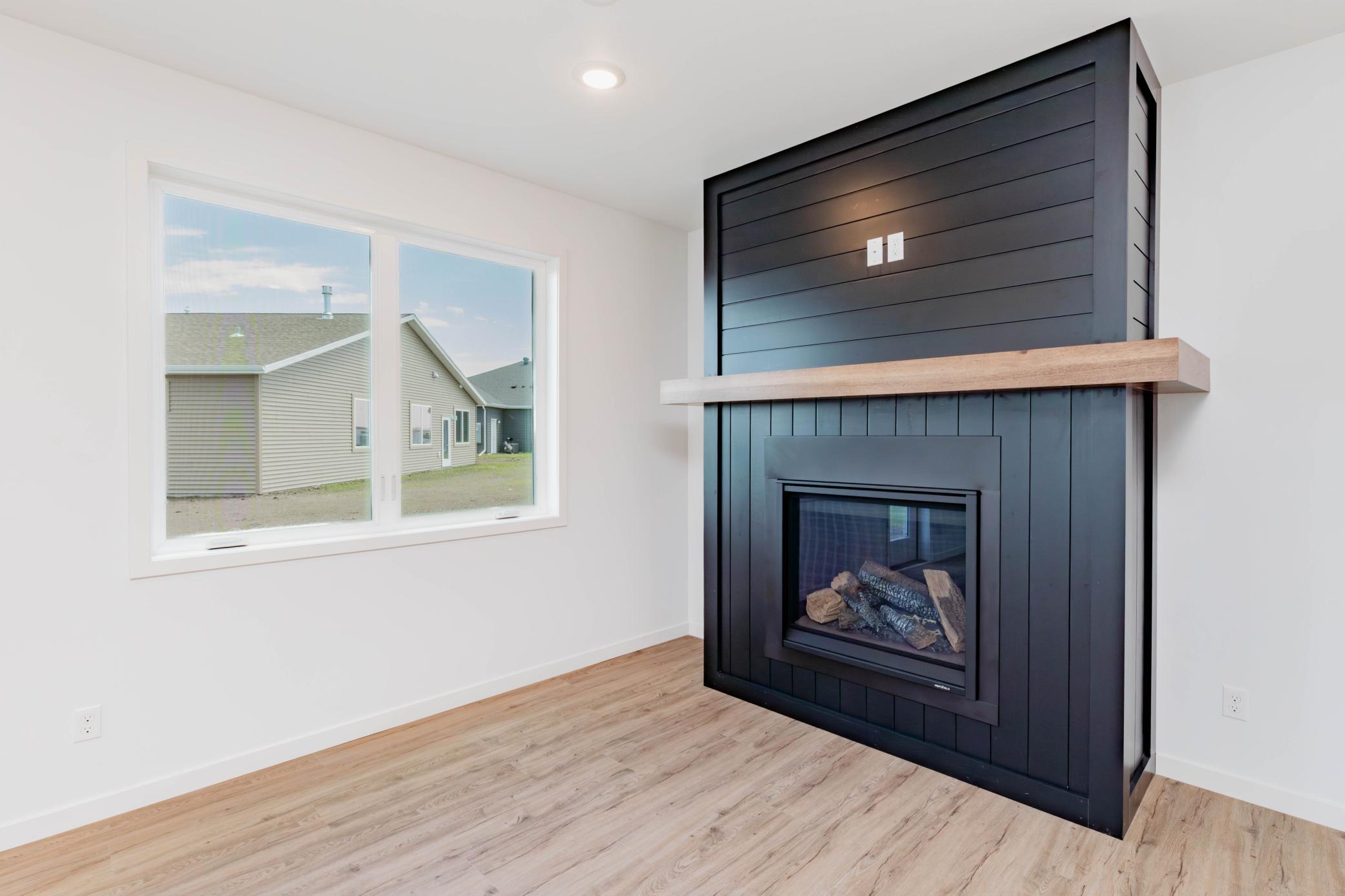2026 single family home for sale at 407 16th Street NE in Dilworth, MN — 2 bed, 2 bath (photo 21 of 31)