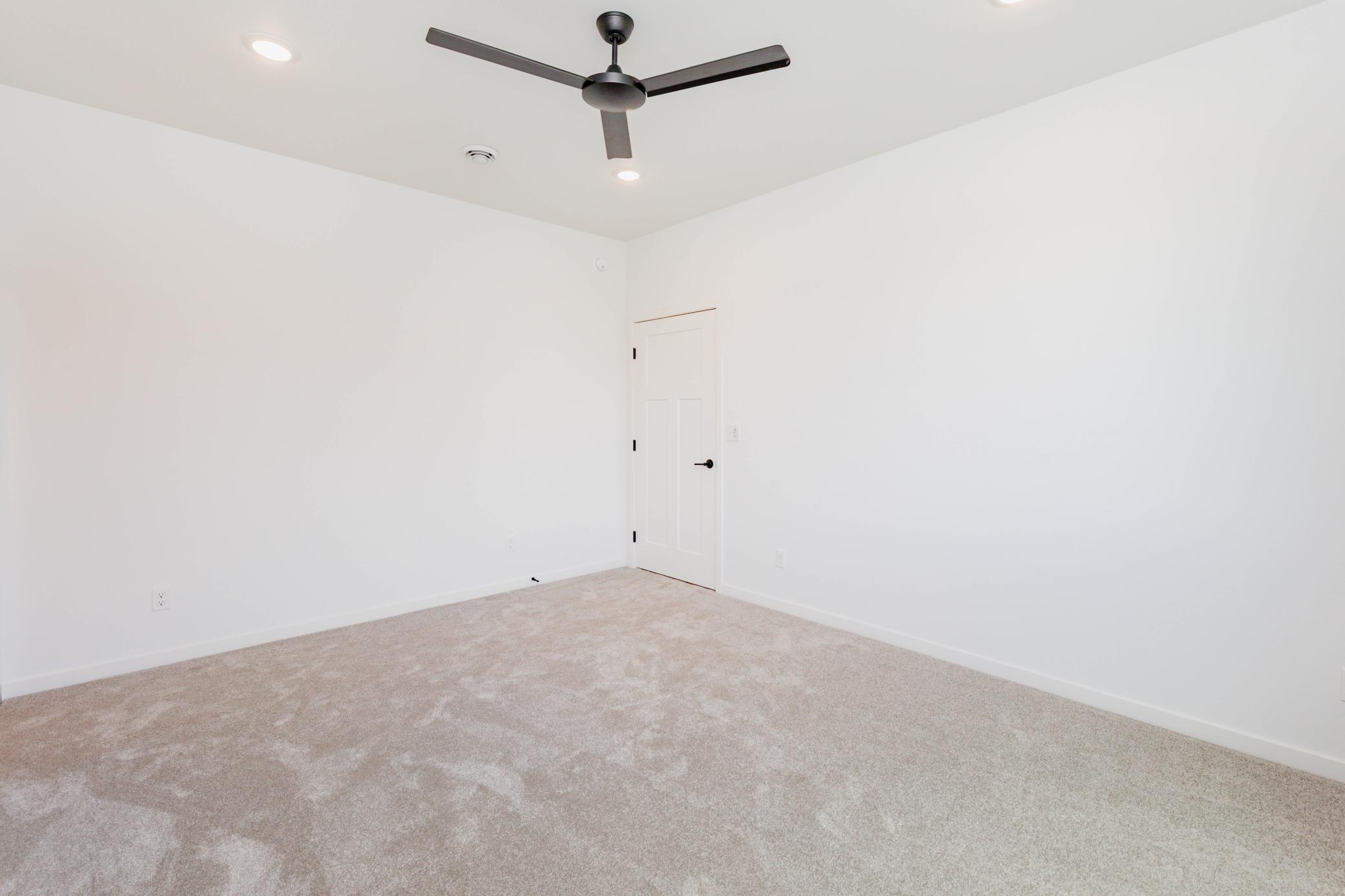 2026 single family home for sale at 407 16th Street NE in Dilworth, MN — 2 bed, 2 bath (photo 24 of 31)