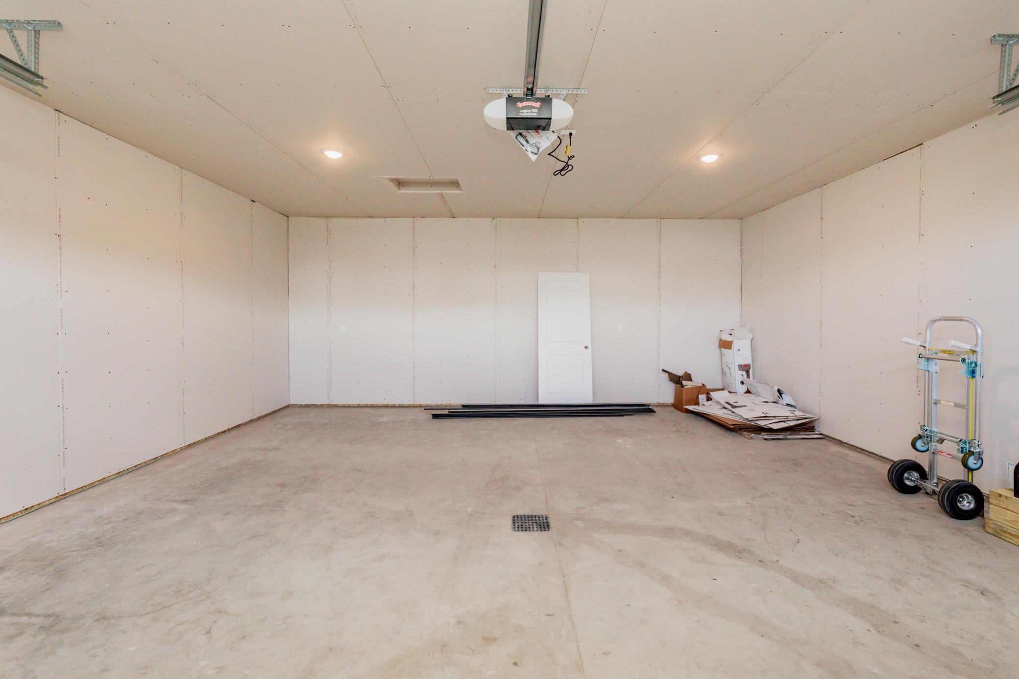 2026 single family home for sale at 407 16th Street NE in Dilworth, MN — 2 bed, 2 bath (photo 28 of 31)