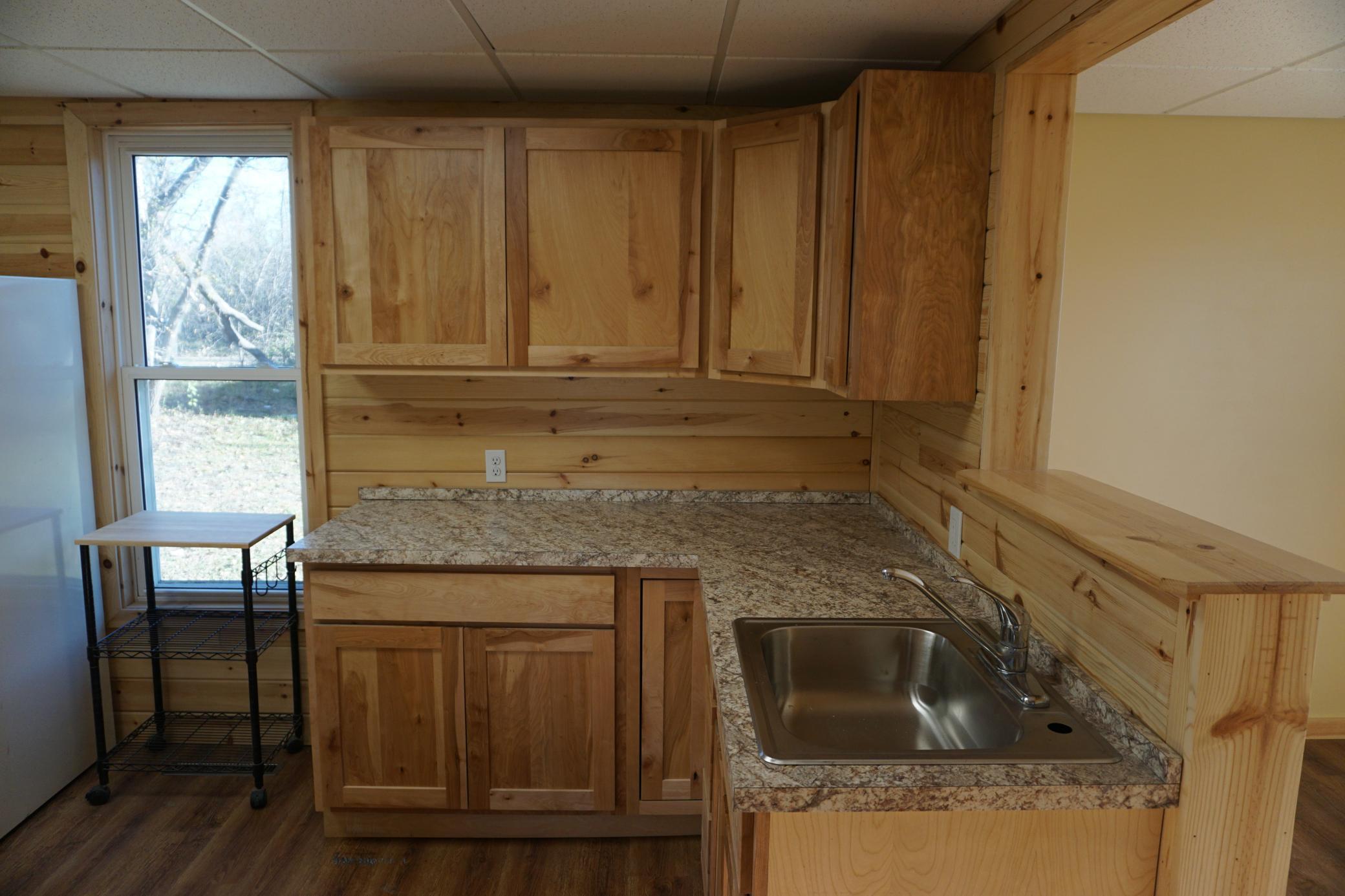 1910 single family home for sale at 820 Mississippi Avenue NW in Bemidji, MN — 4 bed, 1 bath (photo 4 of 19)