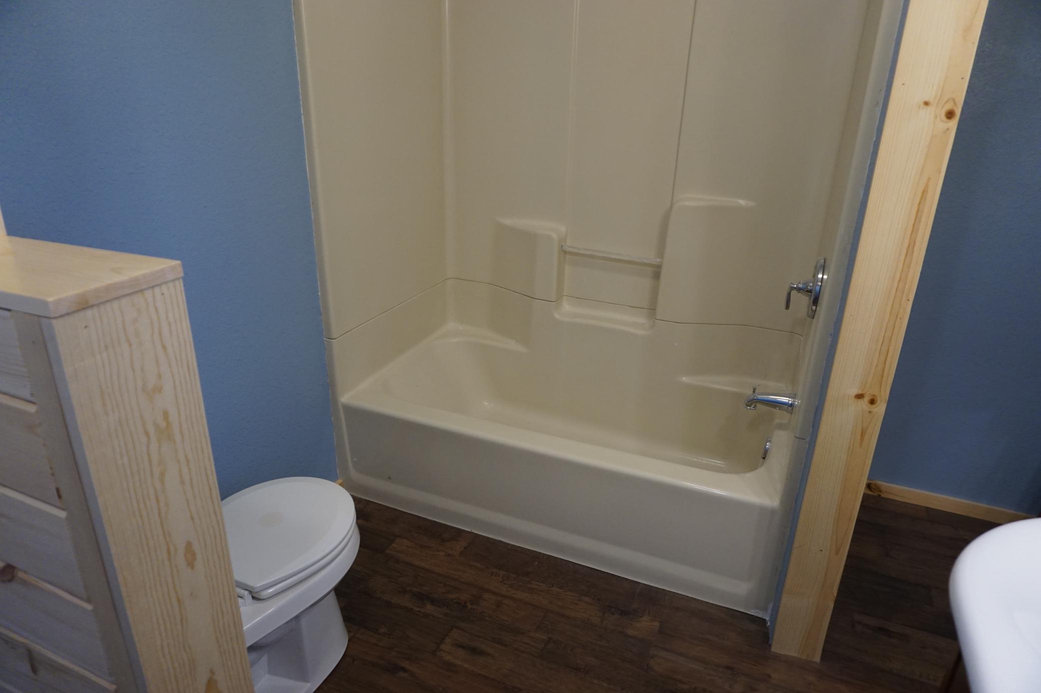 1910 single family home for sale at 820 Mississippi Avenue NW in Bemidji, MN — 4 bed, 1 bath (photo 9 of 19)