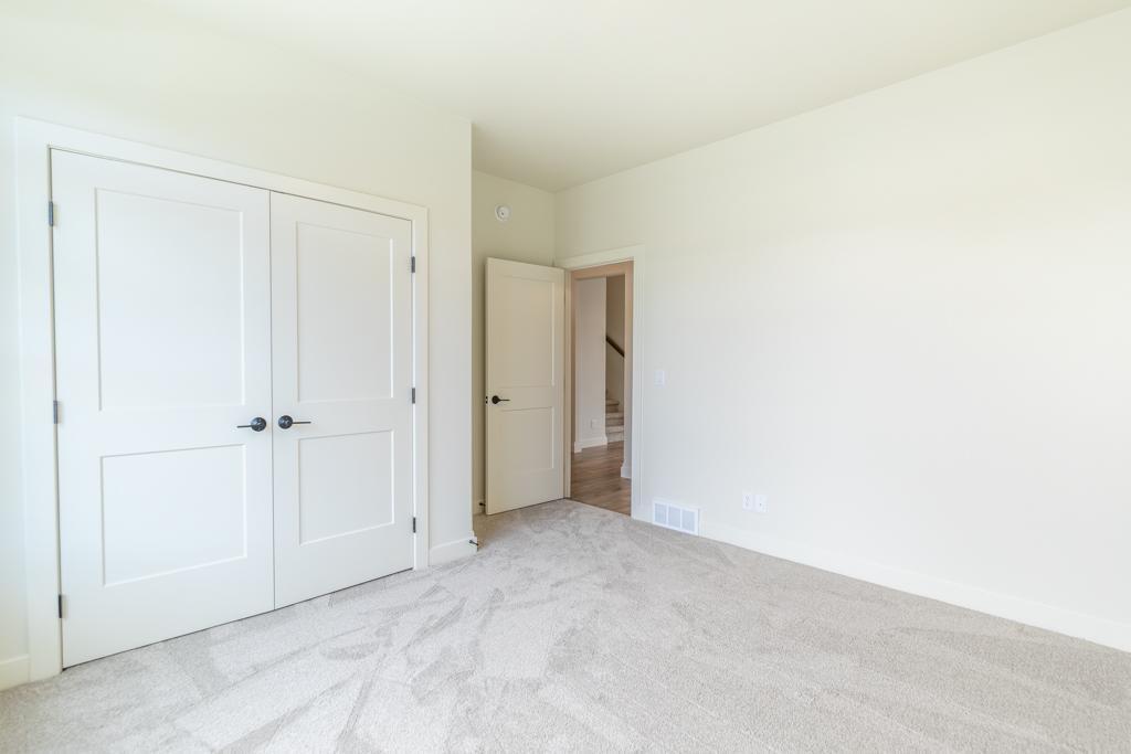 2025 single family home for sale at 6525 Sun Valley Boulevard in Horace, ND — 2 bed, 2 bath (photo 26 of 43)