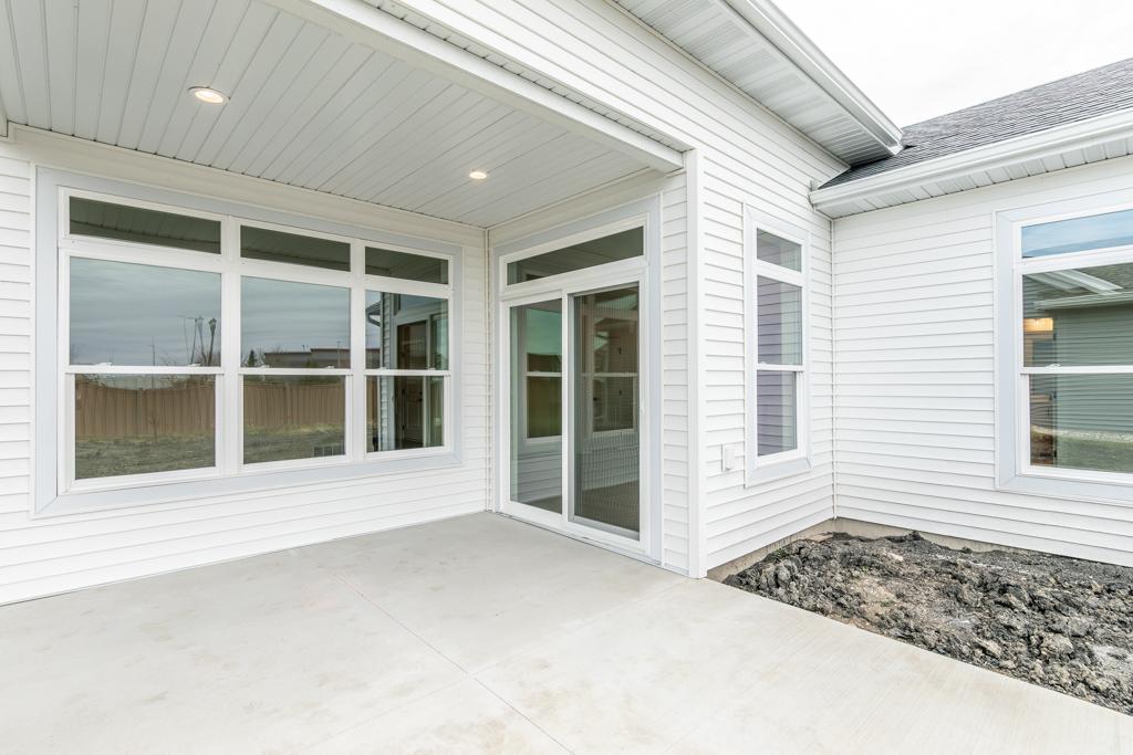 2025 single family home for sale at 6525 Sun Valley Boulevard in Horace, ND — 2 bed, 2 bath (photo 42 of 43)