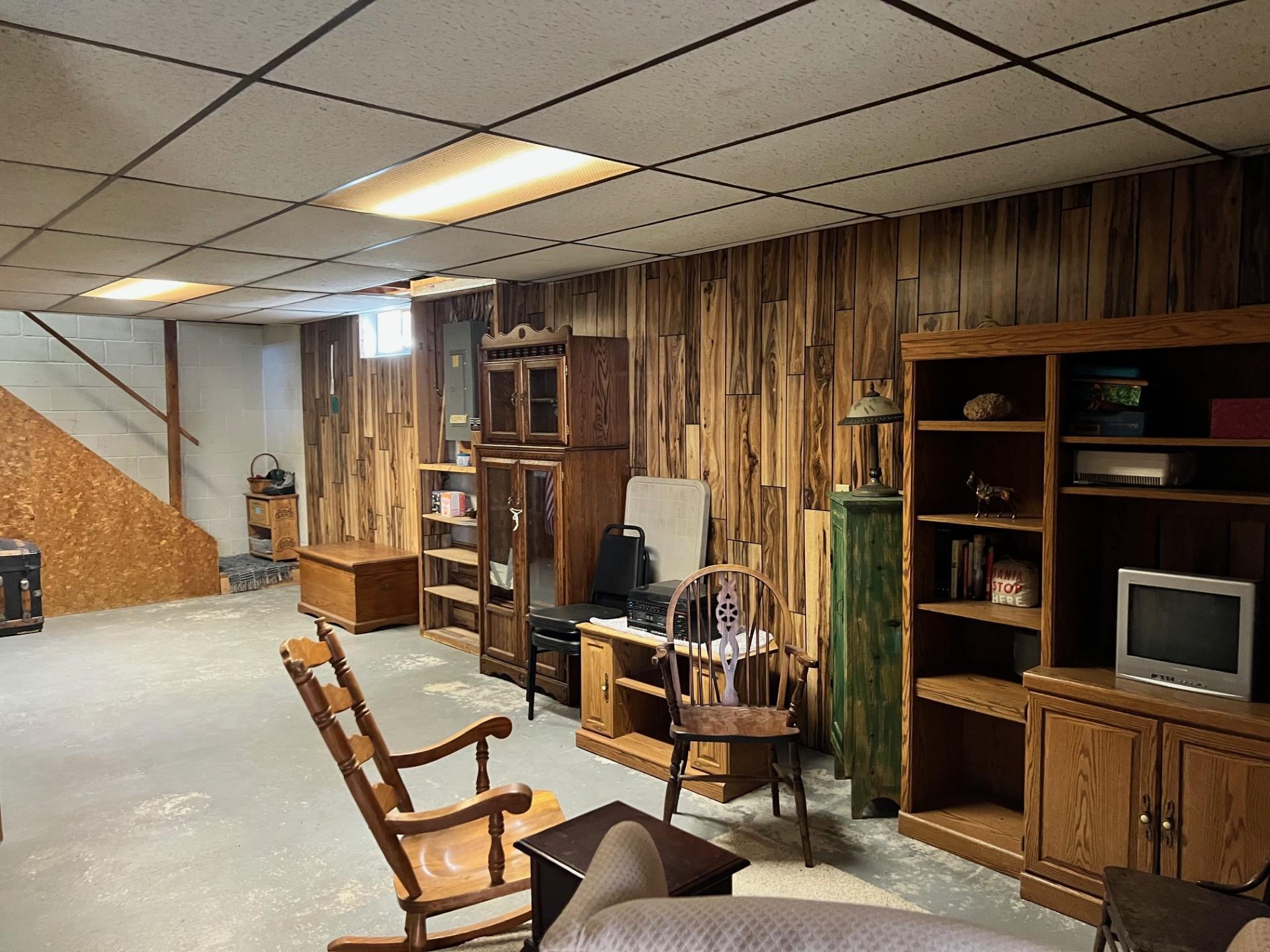 1977 single family home for sale at 8042 Meades Addn Drive SE in Alexandria, MN — 3 bed, 2 bath (photo 23 of 24)