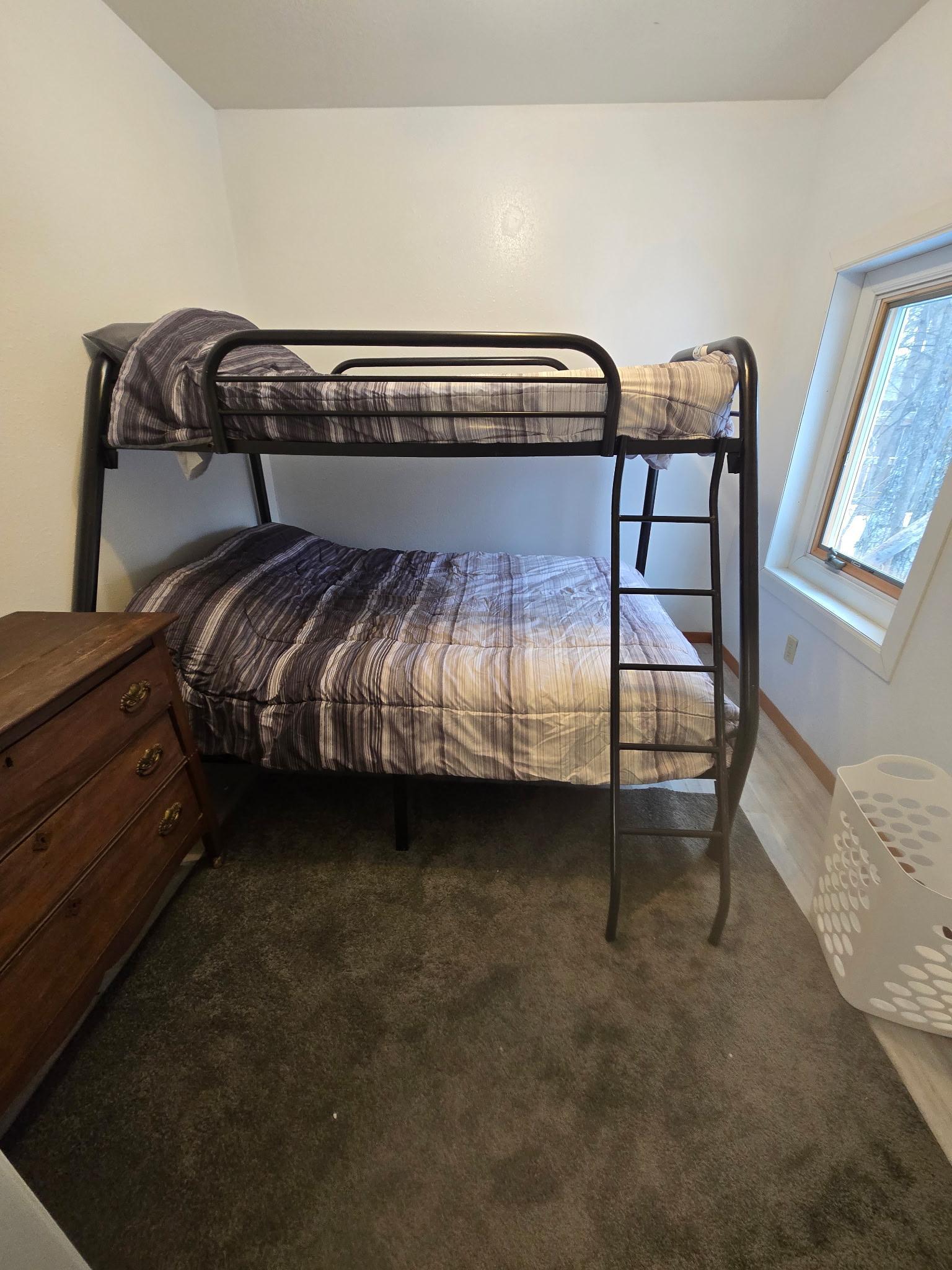 2002 single family home for sale at 2736 Oak Loop NW in Baudette, MN — 2 bed, 1 bath (photo 11 of 11)