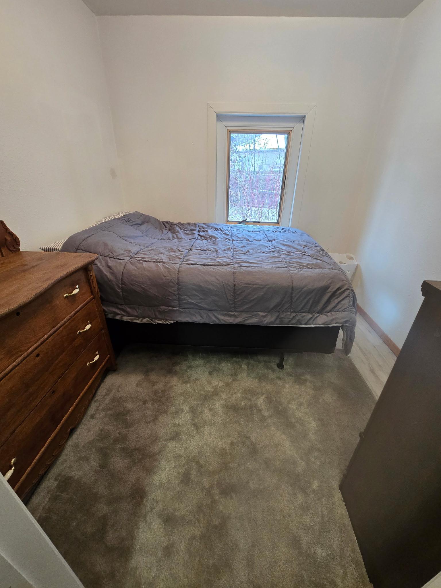 2002 single family home for sale at 2736 Oak Loop NW in Baudette, MN — 2 bed, 1 bath (photo 10 of 11)