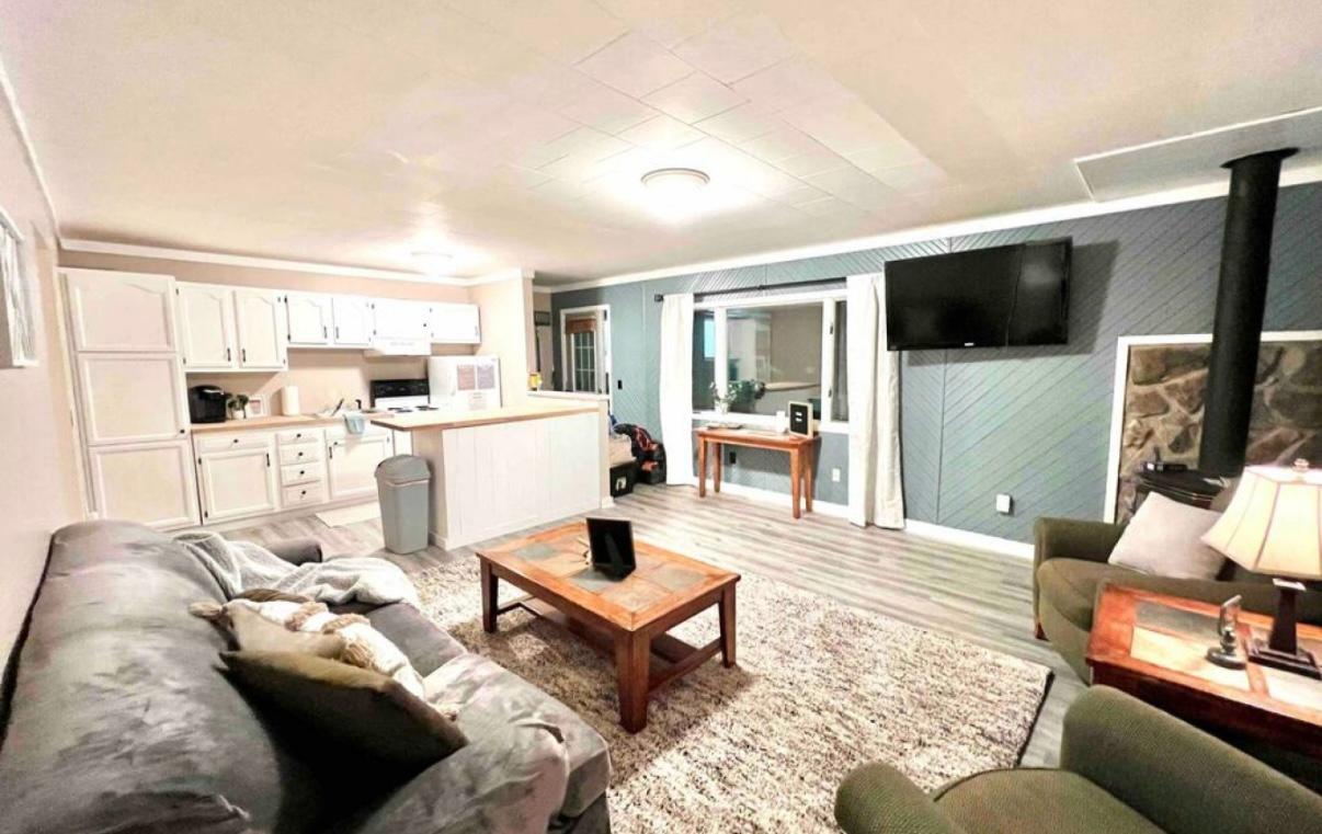 1982 single family home for sale at 7925 US Highway 169 in Garrison, MN — 4 bed, 2 bath (photo 13 of 29)
